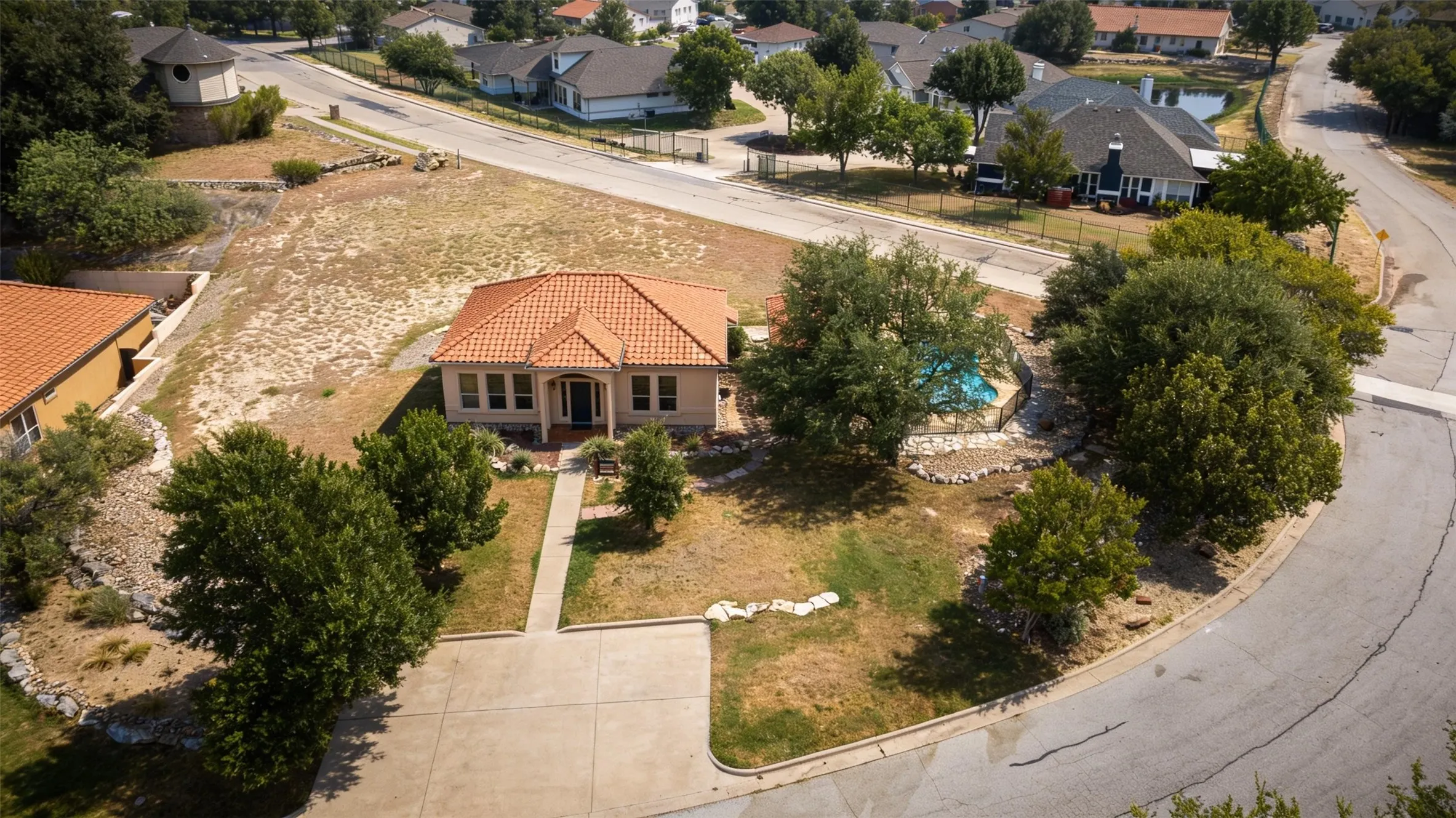 Community Clubhouse & Pool
