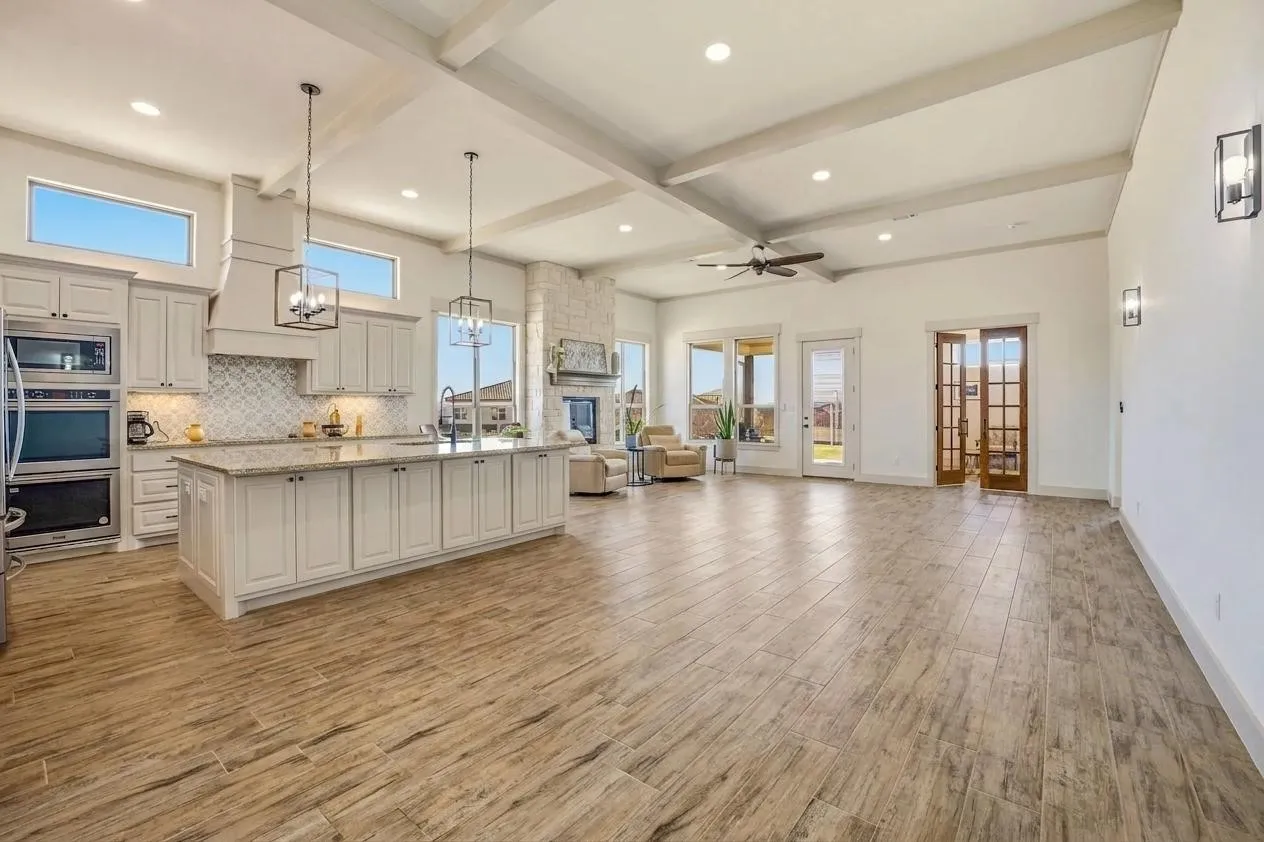 Single Family Residence For Sale in Somervell County , 119 Valley View, Glen Rose, Texas 76043, 3 Bedroom, 2 Bathroom, 2 Garage spaces, 2,323 Sqft, built in 2022, mls#21369829, Real Estate Agent in Glen Rose, Homes For Sale in Somervell county, Homes For Sale in Glen Rose, Realtor in Glen Rose Texas, Real Estate Brokerage Independent Realty Texas, Luminita Cordes Realtor