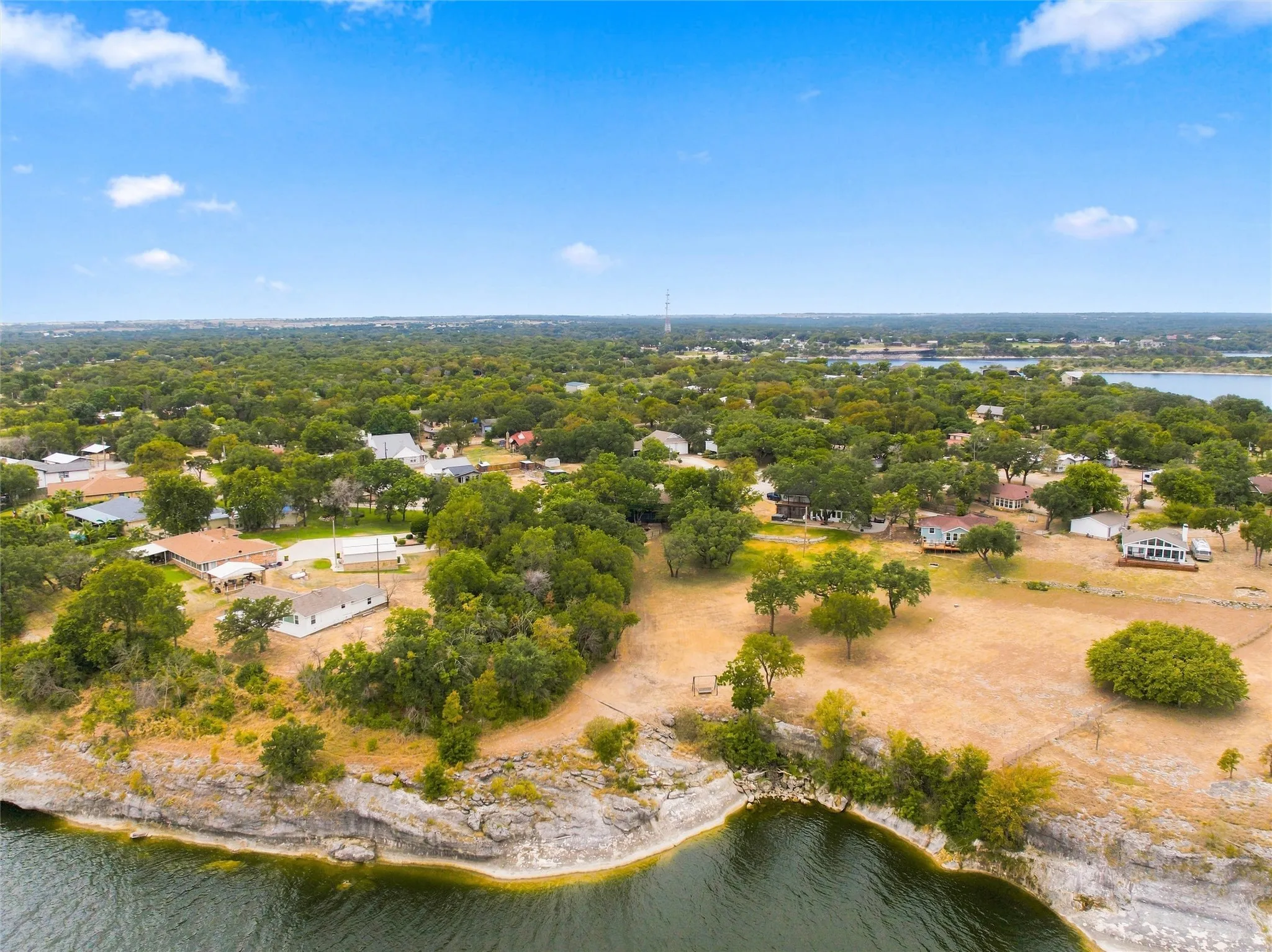 Single Family Residence For Sale in Bosque County , 121 County Road 1740a, Clifton, Texas 76634, 2 Bedroom, 2 Bathroom, 2 Garage spaces, 1,214 Sqft, built in 1993, mls#21369825, Real Estate Agent in Clifton, Homes For Sale in Bosque county, Homes For Sale in Clifton, Realtor in Clifton Texas, Real Estate Brokerage Independent Realty Texas, Luminita Cordes Realtor
