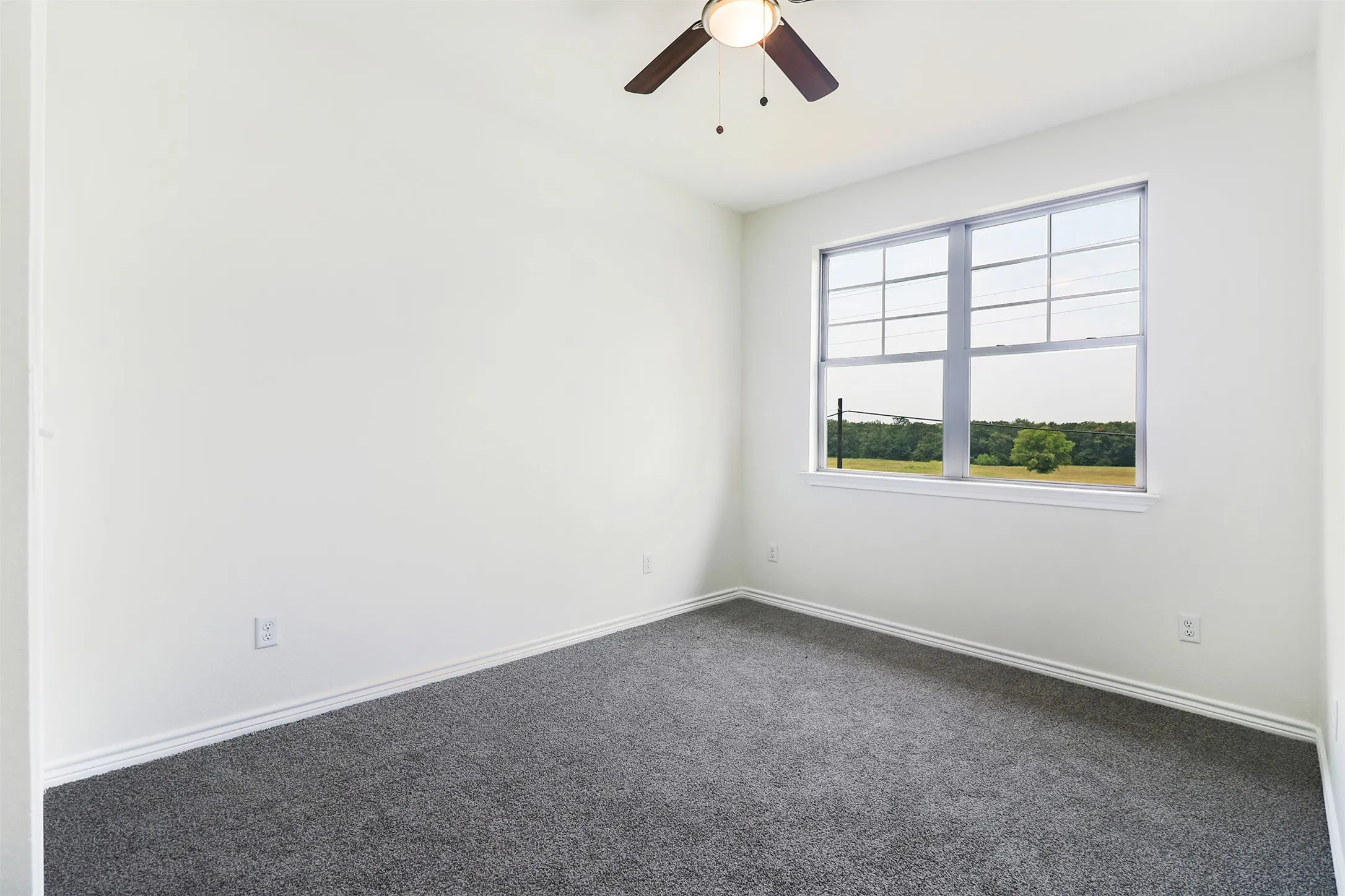Townhouse For Rent in Hunt County , 106 Perch Drive, West Tawakoni, Texas 75474, 3 Bedroom, 2 Bathroom, 1 Garage spaces, 1,565 Sqft, built in 2021, mls#21369856, Real Estate Agent in West Tawakoni, Homes For Rent in Hunt county, Homes For Rent in West Tawakoni, Realtor in West Tawakoni Texas, Real Estate Brokerage Independent Realty Texas, Luminita Cordes Realtor