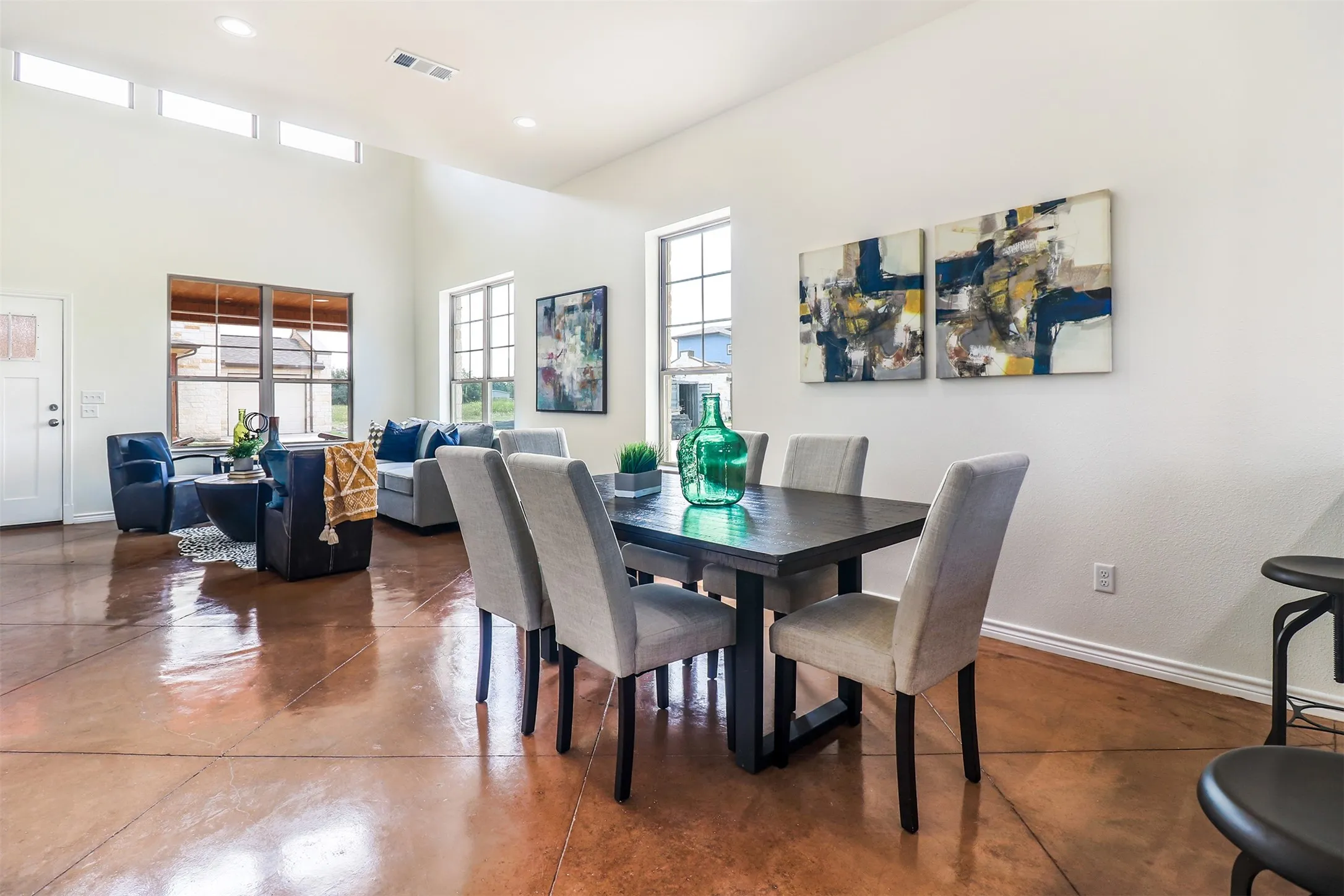 Townhouse For Rent in Hunt County , 106 Perch Drive, West Tawakoni, Texas 75474, 3 Bedroom, 2 Bathroom, 1 Garage spaces, 1,565 Sqft, built in 2021, mls#21369856, Real Estate Agent in West Tawakoni, Homes For Rent in Hunt county, Homes For Rent in West Tawakoni, Realtor in West Tawakoni Texas, Real Estate Brokerage Independent Realty Texas, Luminita Cordes Realtor