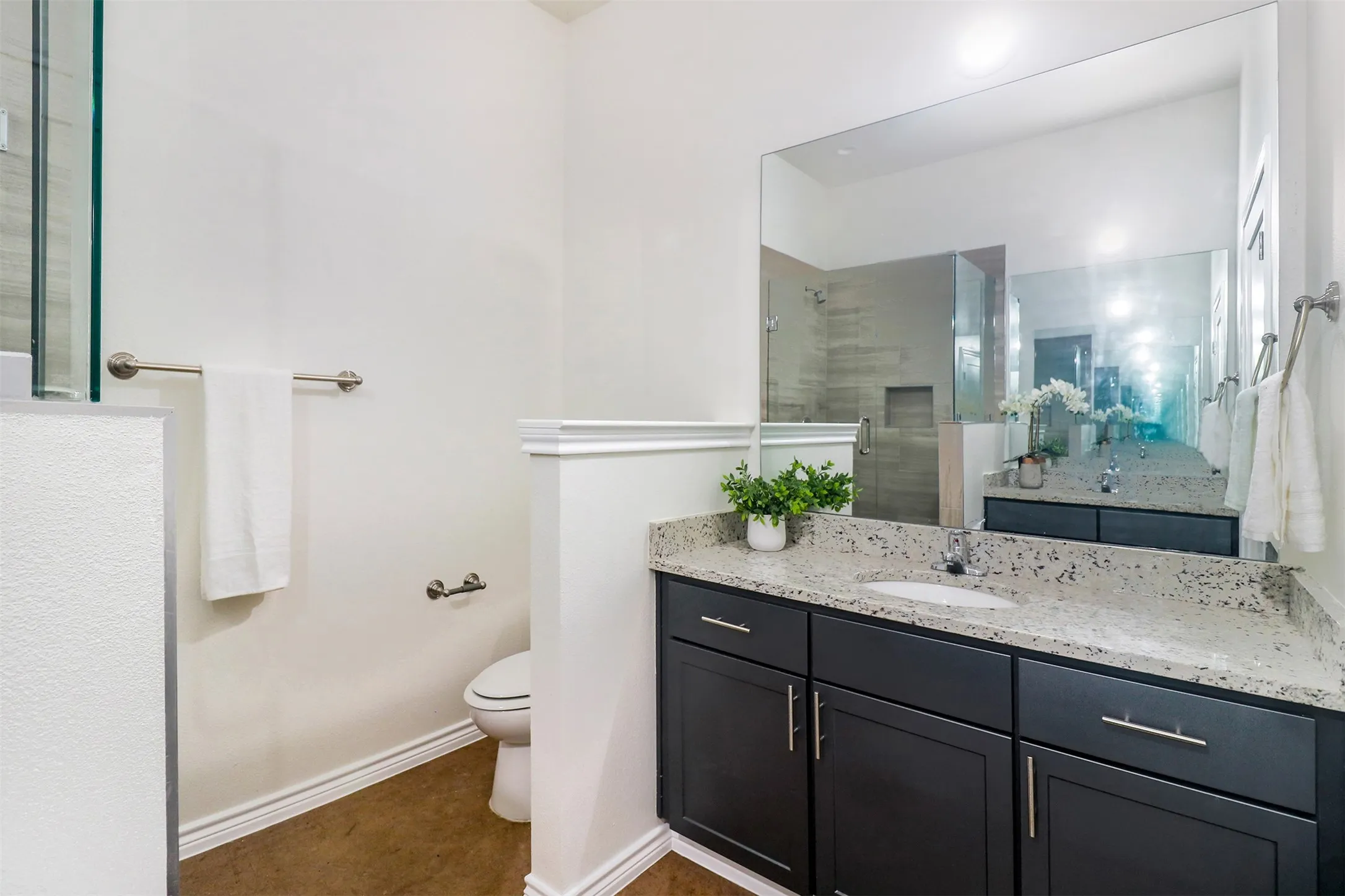 Townhouse For Rent in Hunt County , 106 Perch Drive, West Tawakoni, Texas 75474, 3 Bedroom, 2 Bathroom, 1 Garage spaces, 1,565 Sqft, built in 2021, mls#21369856, Real Estate Agent in West Tawakoni, Homes For Rent in Hunt county, Homes For Rent in West Tawakoni, Realtor in West Tawakoni Texas, Real Estate Brokerage Independent Realty Texas, Luminita Cordes Realtor