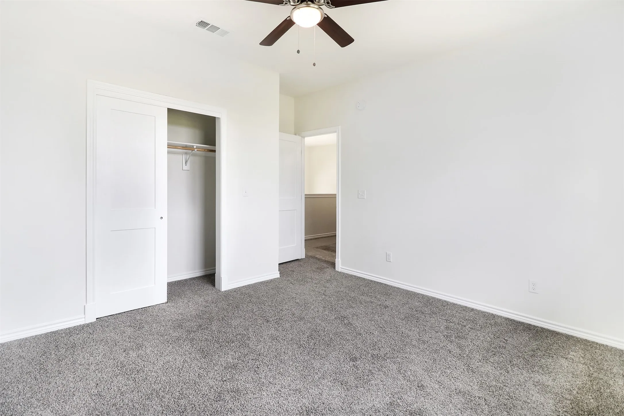Townhouse For Rent in Hunt County , 106 Perch Drive, West Tawakoni, Texas 75474, 3 Bedroom, 2 Bathroom, 1 Garage spaces, 1,565 Sqft, built in 2021, mls#21369856, Real Estate Agent in West Tawakoni, Homes For Rent in Hunt county, Homes For Rent in West Tawakoni, Realtor in West Tawakoni Texas, Real Estate Brokerage Independent Realty Texas, Luminita Cordes Realtor