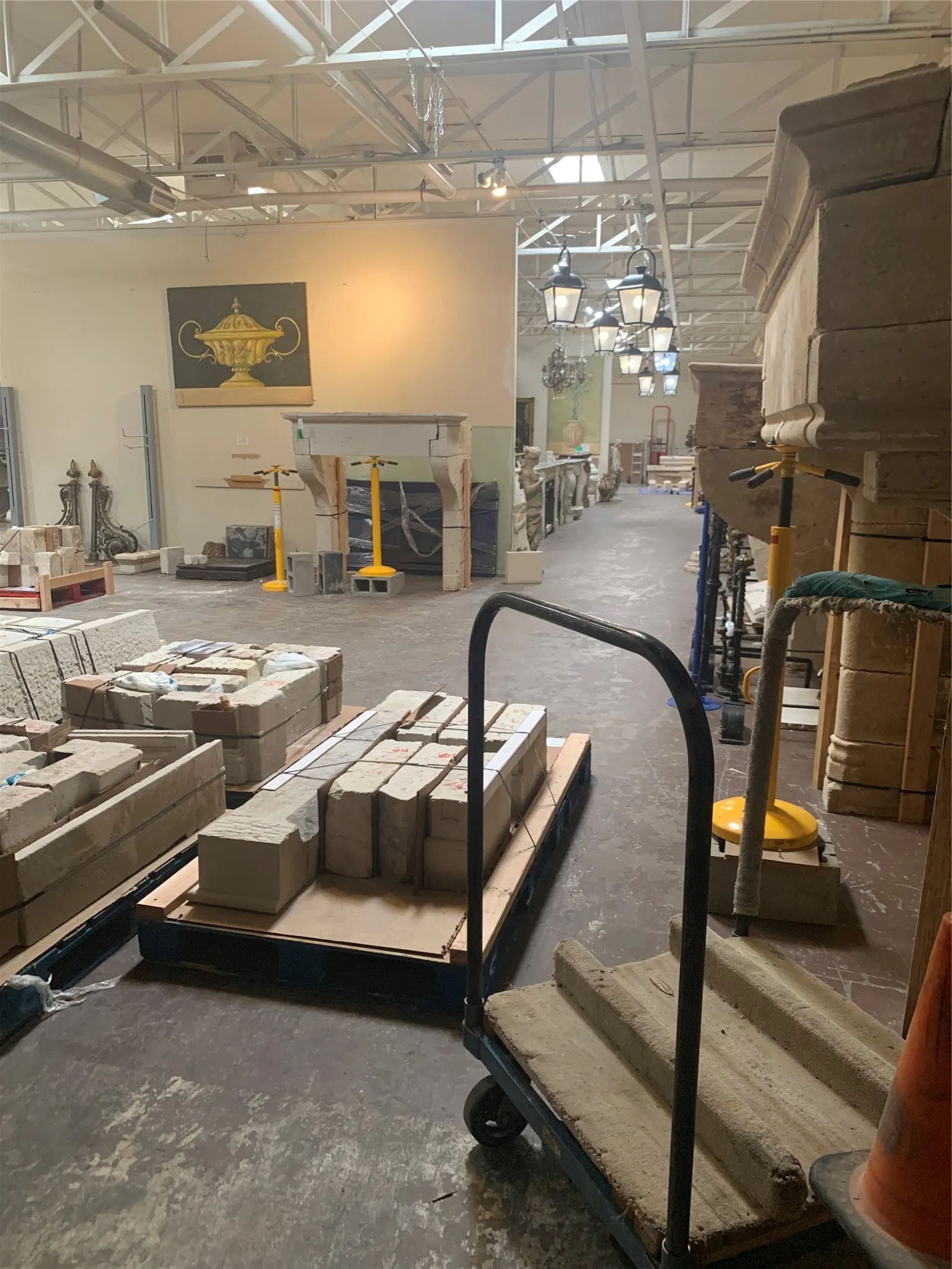Warehouse For Rent in Dallas County , 1308 Dragon Street, Dallas, Texas 75207, 0, 0, Garage spaces, 0 Sqft, built in 1954, mls#21369602, Real Estate Agent in Dallas, Homes For Rent in Dallas county, Homes For Rent in Dallas, Realtor in Dallas Texas, Real Estate Brokerage Independent Realty Texas, Luminita Cordes Realtor