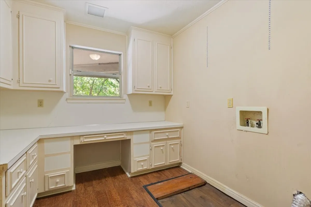 Single Family Residence For Sale in Mc Lennan County , 3400 Timbermill Road, Waco, Texas 76710, 5 Bedroom, 4 Bathroom, 2 Garage spaces, 4,444 Sqft, built in 1982, mls#21363024, Real Estate Agent in Waco, Homes For Sale in Mc Lennan county, Homes For Sale in Waco, Realtor in Waco Texas, Real Estate Brokerage Independent Realty Texas, Luminita Cordes Realtor