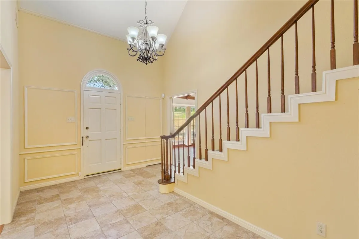 Single Family Residence For Sale in Mc Lennan County , 3400 Timbermill Road, Waco, Texas 76710, 5 Bedroom, 4 Bathroom, 2 Garage spaces, 4,444 Sqft, built in 1982, mls#21363024, Real Estate Agent in Waco, Homes For Sale in Mc Lennan county, Homes For Sale in Waco, Realtor in Waco Texas, Real Estate Brokerage Independent Realty Texas, Luminita Cordes Realtor