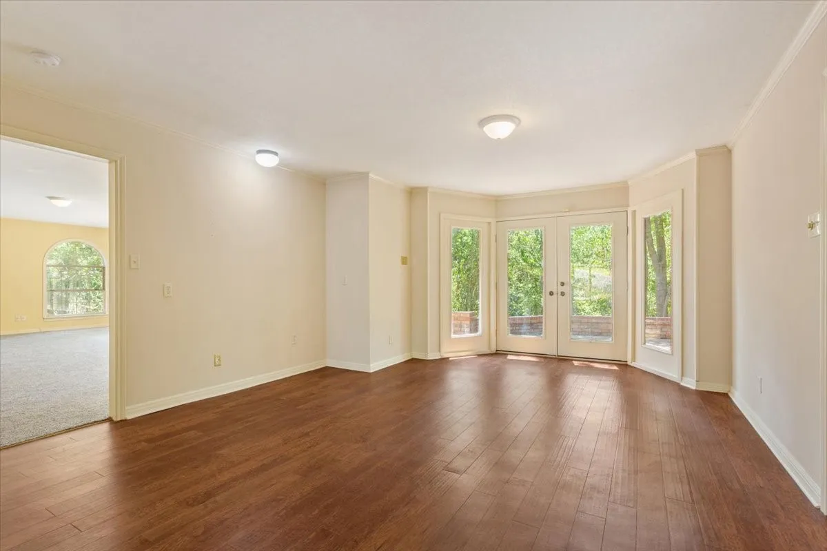 Single Family Residence For Sale in Mc Lennan County , 3400 Timbermill Road, Waco, Texas 76710, 5 Bedroom, 4 Bathroom, 2 Garage spaces, 4,444 Sqft, built in 1982, mls#21363024, Real Estate Agent in Waco, Homes For Sale in Mc Lennan county, Homes For Sale in Waco, Realtor in Waco Texas, Real Estate Brokerage Independent Realty Texas, Luminita Cordes Realtor