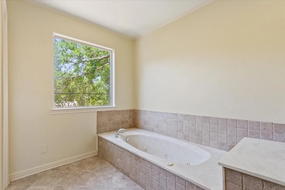 Primary Tub