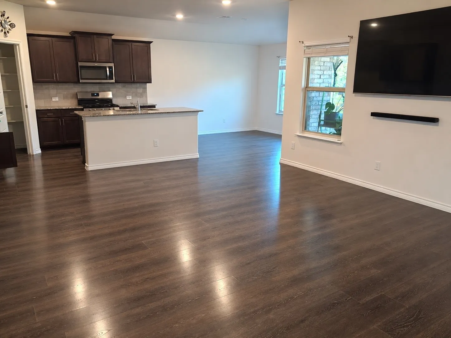 Single Family Residence For Sale in Rockwall County , 612 Bunker Hill Road, Fate, Texas 75189, 4 Bedroom, 2 Bathroom, 2 Garage spaces, 1,923 Sqft, built in 2022, mls#21362798, Real Estate Agent in Fate, Homes For Sale in Rockwall county, Homes For Sale in Fate, Realtor in Fate Texas, Real Estate Brokerage Independent Realty Texas, Luminita Cordes Realtor