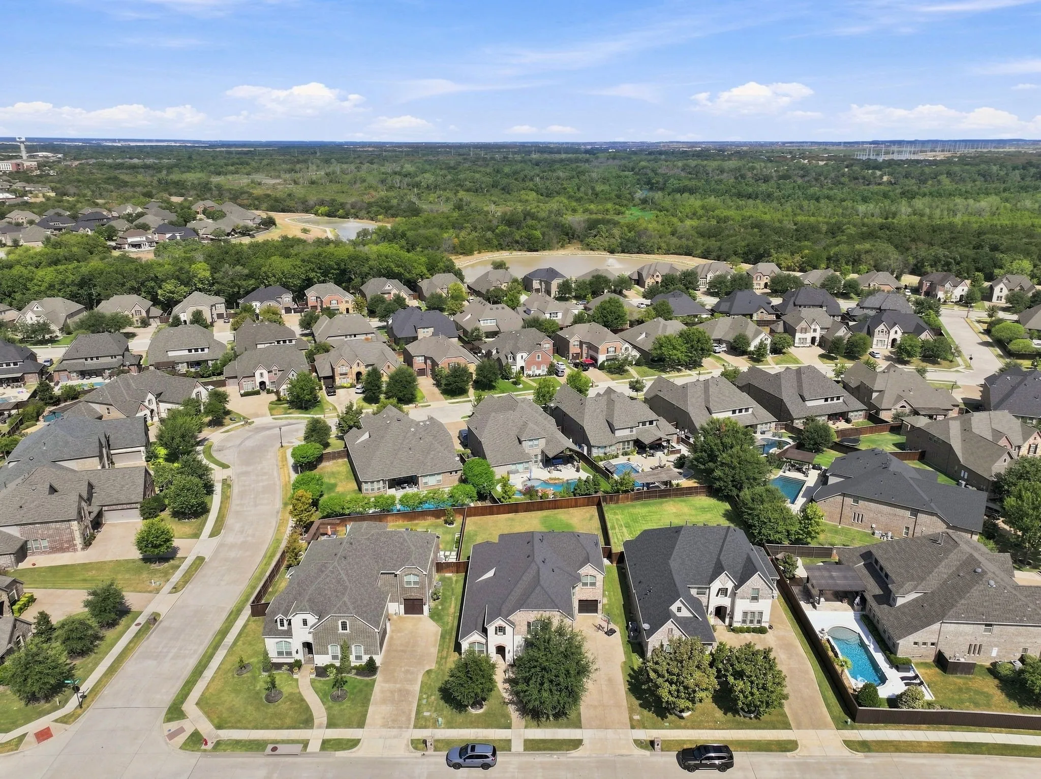 Single Family Residence For Sale in Denton County , 2803 Waverley Drive, Trophy Club, Texas 76262, 5 Bedroom, 5 Bathroom, 3 Garage spaces, 4,264 Sqft, built in 2013, mls#21369029, Real Estate Agent in Trophy Club, Homes For Sale in Denton county, Homes For Sale in Trophy Club, Realtor in Trophy Club Texas, Real Estate Brokerage Independent Realty Texas, Luminita Cordes Realtor