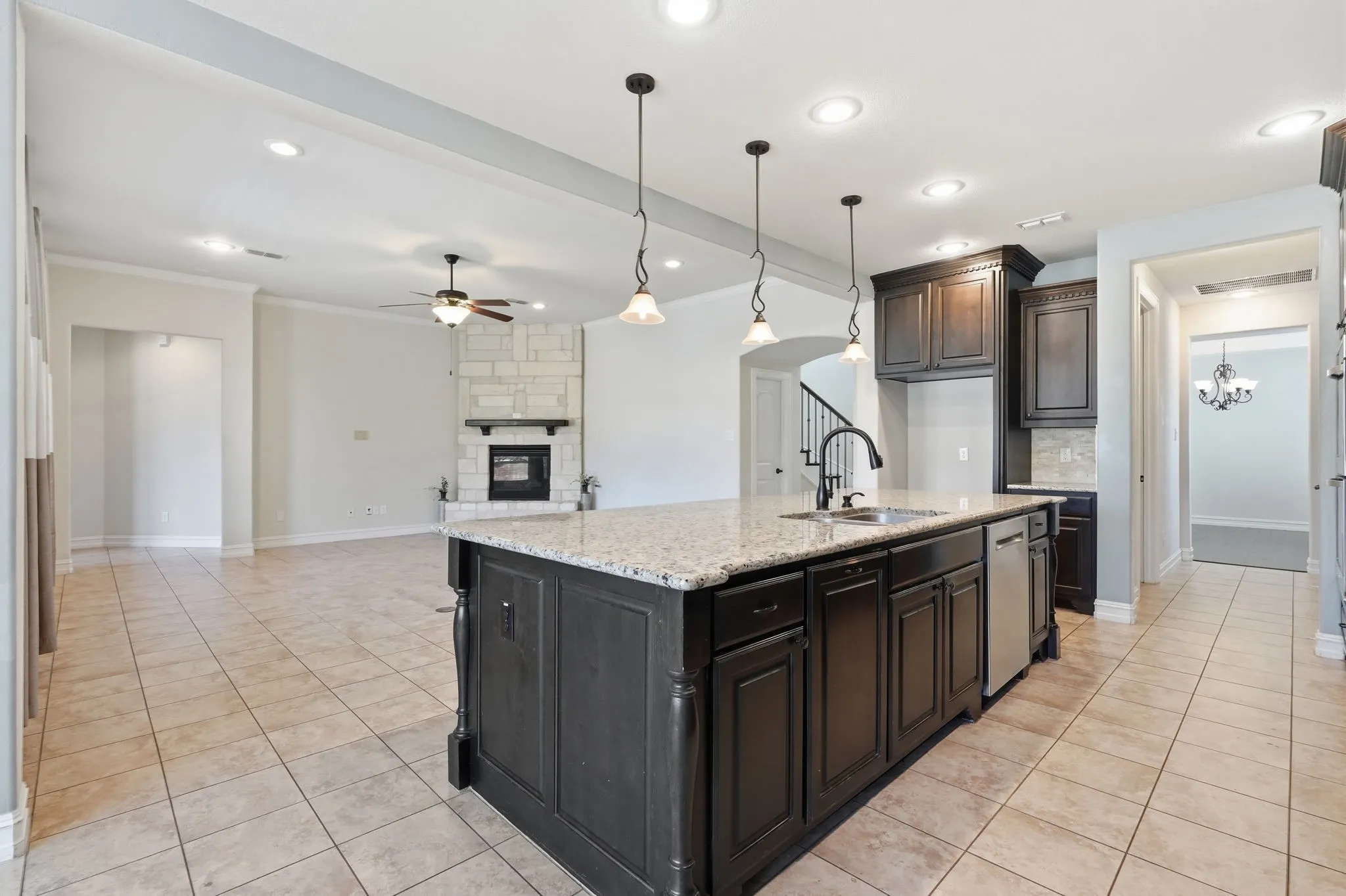 Single Family Residence For Sale in Denton County , 2803 Waverley Drive, Trophy Club, Texas 76262, 5 Bedroom, 5 Bathroom, 3 Garage spaces, 4,264 Sqft, built in 2013, mls#21369029, Real Estate Agent in Trophy Club, Homes For Sale in Denton county, Homes For Sale in Trophy Club, Realtor in Trophy Club Texas, Real Estate Brokerage Independent Realty Texas, Luminita Cordes Realtor