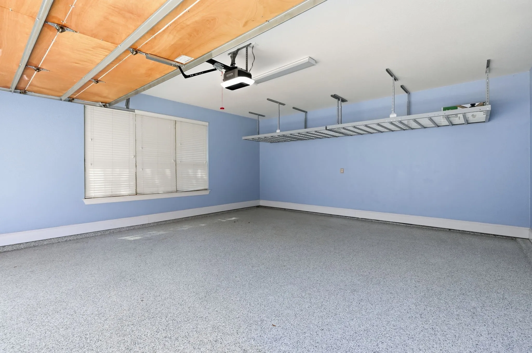 Single Family Residence For Sale in Denton County , 2803 Waverley Drive, Trophy Club, Texas 76262, 5 Bedroom, 5 Bathroom, 3 Garage spaces, 4,264 Sqft, built in 2013, mls#21369029, Real Estate Agent in Trophy Club, Homes For Sale in Denton county, Homes For Sale in Trophy Club, Realtor in Trophy Club Texas, Real Estate Brokerage Independent Realty Texas, Luminita Cordes Realtor