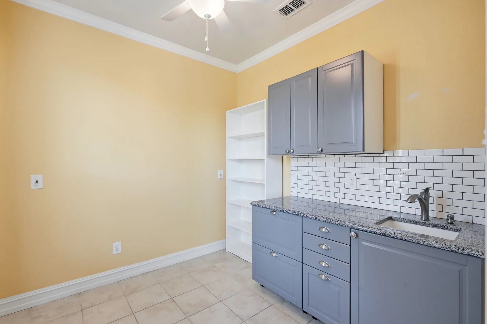 Single Family Residence For Sale in Denton County , 2803 Waverley Drive, Trophy Club, Texas 76262, 5 Bedroom, 5 Bathroom, 3 Garage spaces, 4,264 Sqft, built in 2013, mls#21369029, Real Estate Agent in Trophy Club, Homes For Sale in Denton county, Homes For Sale in Trophy Club, Realtor in Trophy Club Texas, Real Estate Brokerage Independent Realty Texas, Luminita Cordes Realtor