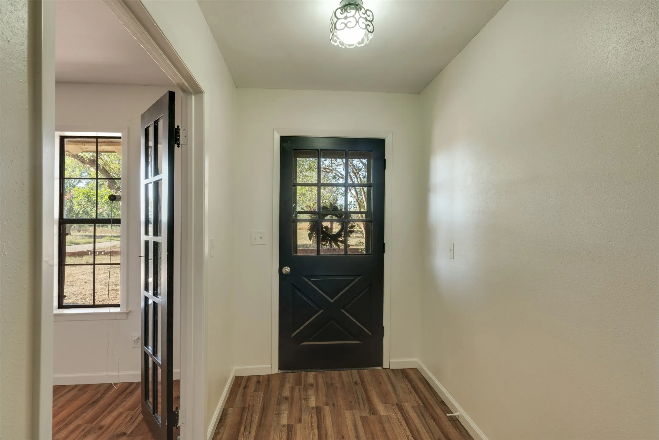 Farm For Sale in Knox County , 8154 County Road 4680, Munday, Texas 76371, 3 Bedroom, 3 Bathroom, 2 Garage spaces, 3,030 Sqft, built in 1978, mls#21368293, Real Estate Agent in Munday, Homes For Sale in Knox county, Homes For Sale in Munday, Realtor in Munday Texas, Real Estate Brokerage Independent Realty Texas, Luminita Cordes Realtor