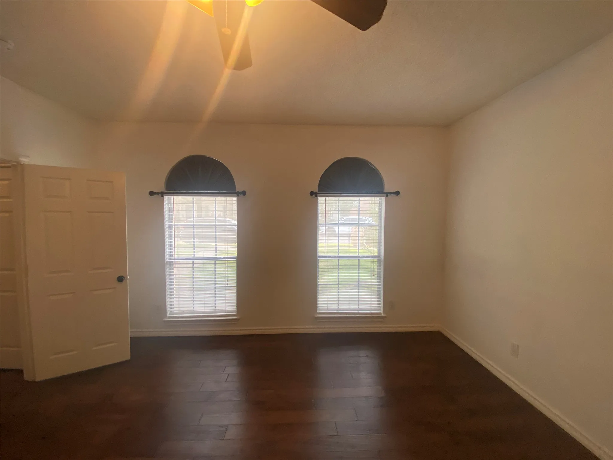 Single Family Residence For Rent in Collin County , 723 Fawn Valley Drive, Allen, Texas 75002, 4 Bedroom, 3 Bathroom, 2 Garage spaces, 2,640 Sqft, built in 1991, mls#21369879, Real Estate Agent in Allen, Homes For Rent in Collin county, Homes For Rent in Allen, Realtor in Allen Texas, Real Estate Brokerage Independent Realty Texas, Luminita Cordes Realtor