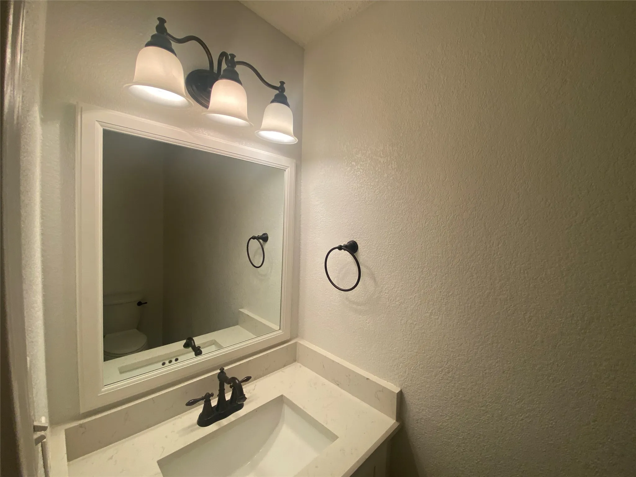 Single Family Residence For Rent in Collin County , 723 Fawn Valley Drive, Allen, Texas 75002, 4 Bedroom, 3 Bathroom, 2 Garage spaces, 2,640 Sqft, built in 1991, mls#21369879, Real Estate Agent in Allen, Homes For Rent in Collin county, Homes For Rent in Allen, Realtor in Allen Texas, Real Estate Brokerage Independent Realty Texas, Luminita Cordes Realtor