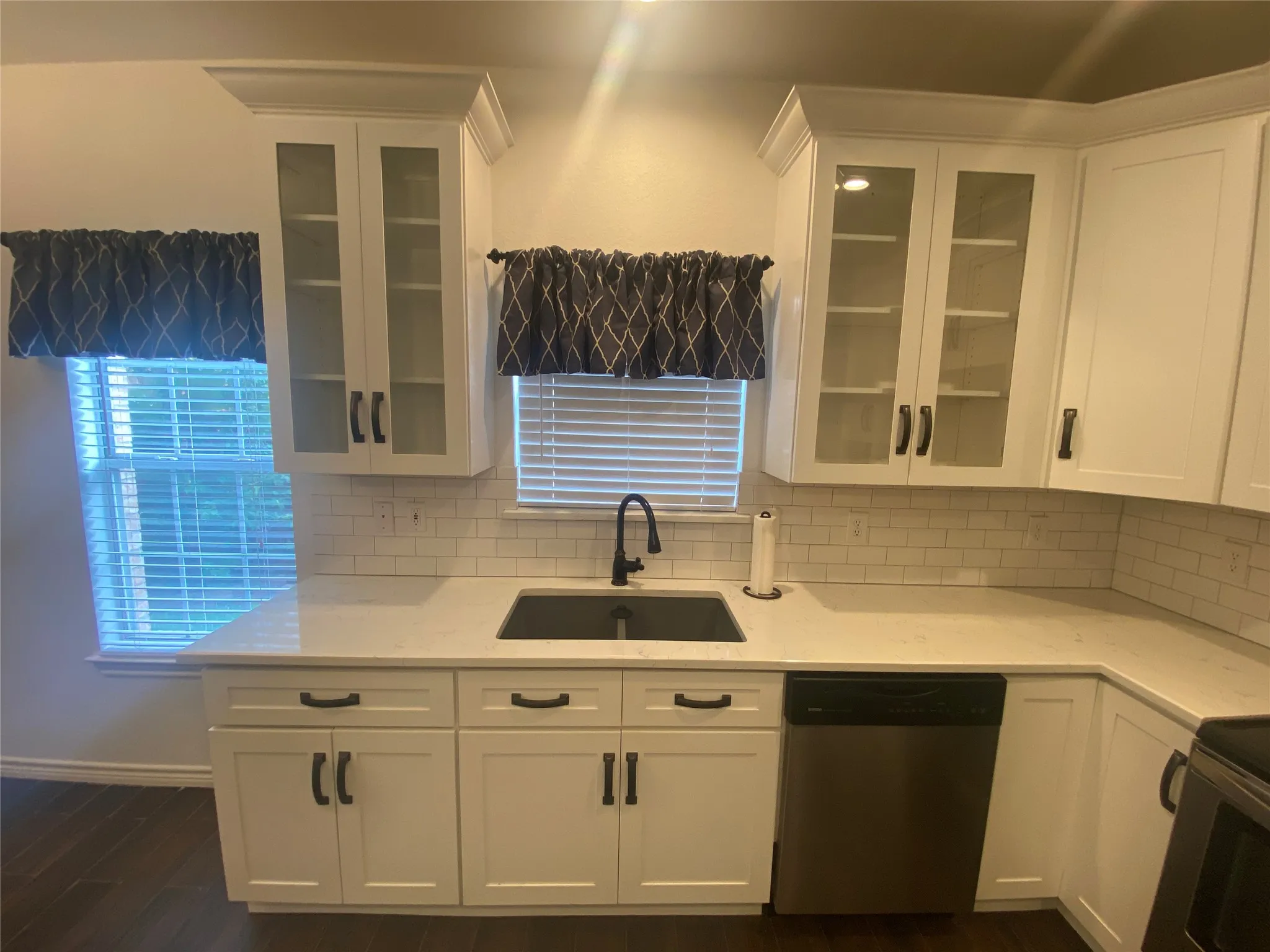 Single Family Residence For Rent in Collin County , 723 Fawn Valley Drive, Allen, Texas 75002, 4 Bedroom, 3 Bathroom, 2 Garage spaces, 2,640 Sqft, built in 1991, mls#21369879, Real Estate Agent in Allen, Homes For Rent in Collin county, Homes For Rent in Allen, Realtor in Allen Texas, Real Estate Brokerage Independent Realty Texas, Luminita Cordes Realtor