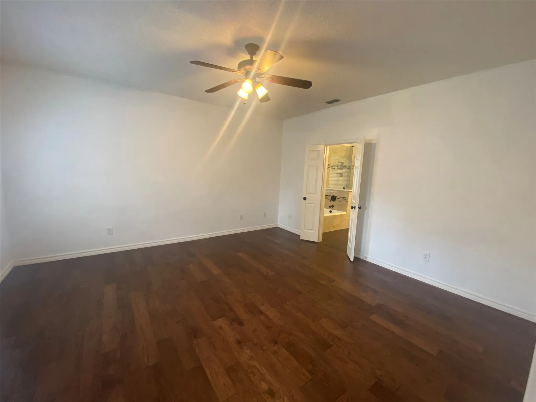 Single Family Residence For Rent in Collin County , 723 Fawn Valley Drive, Allen, Texas 75002, 4 Bedroom, 3 Bathroom, 2 Garage spaces, 2,640 Sqft, built in 1991, mls#21369879, Real Estate Agent in Allen, Homes For Rent in Collin county, Homes For Rent in Allen, Realtor in Allen Texas, Real Estate Brokerage Independent Realty Texas, Luminita Cordes Realtor