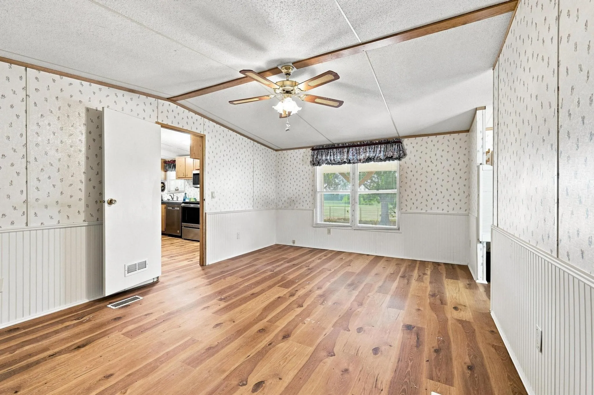 Improved Land For Sale in Fannin County , 878 County Road 2900, Dodd City, Texas 75438, 0, 0, Garage spaces, 0 Sqft, built in 1997, mls#21369064, Real Estate Agent in Dodd City, Homes For Sale in Fannin county, Homes For Sale in Dodd City, Realtor in Dodd City Texas, Real Estate Brokerage Independent Realty Texas, Luminita Cordes Realtor