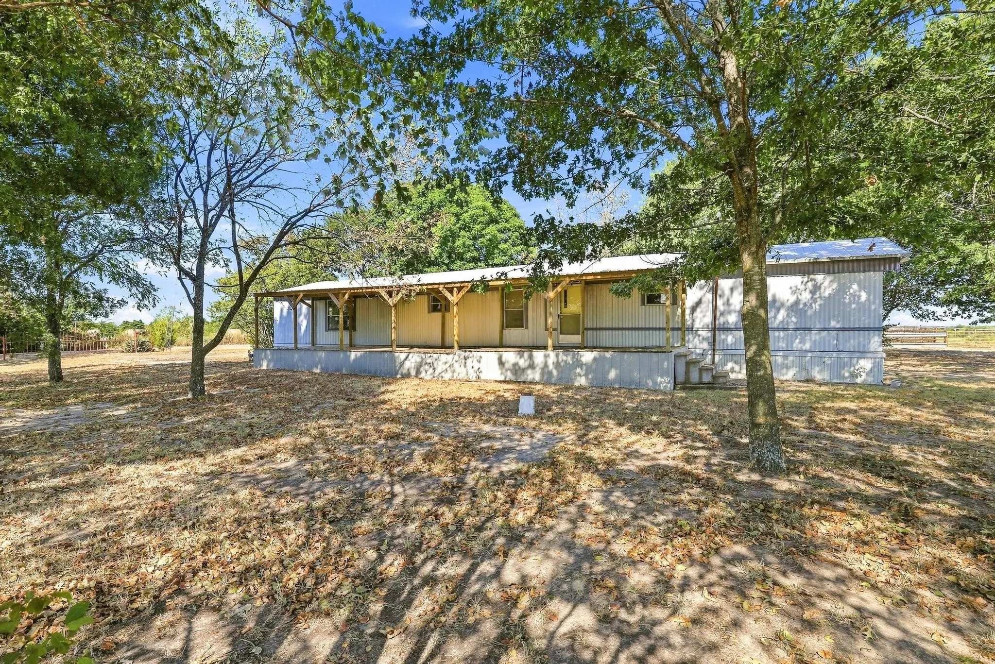 Improved Land For Sale in Fannin County , 878 County Road 2900, Dodd City, Texas 75438, 0, 0, Garage spaces, 0 Sqft, built in 1997, mls#21369064, Real Estate Agent in Dodd City, Homes For Sale in Fannin county, Homes For Sale in Dodd City, Realtor in Dodd City Texas, Real Estate Brokerage Independent Realty Texas, Luminita Cordes Realtor