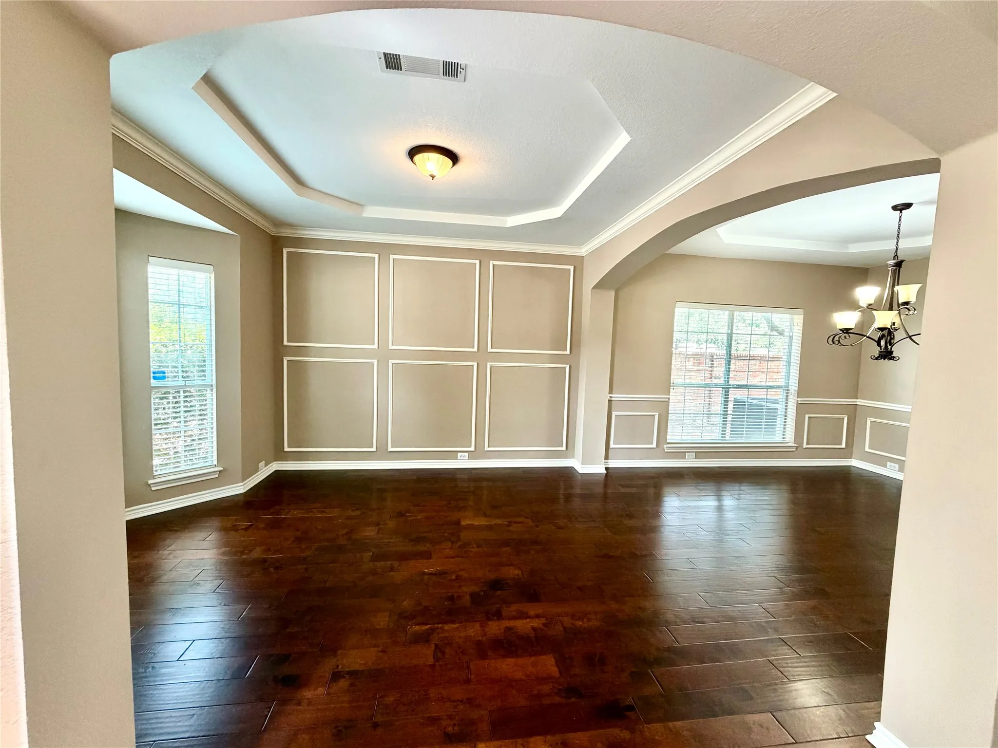 Single Family Residence For Rent in Collin County , 836 Hunters Glen, Murphy, Texas 75094, 6 Bedroom, 4 Bathroom, 2 Garage spaces, 3,831 Sqft, built in 2005, mls#21369487, Real Estate Agent in Murphy, Homes For Rent in Collin county, Homes For Rent in Murphy, Realtor in Murphy Texas, Real Estate Brokerage Independent Realty Texas, Luminita Cordes Realtor