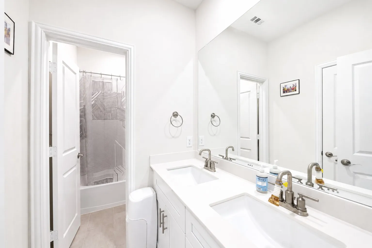 Single Family Residence For Sale in Collin County , 11517 Brompton Drive, Frisco, Texas 75035, 4 Bedroom, 4 Bathroom, 2 Garage spaces, 2,496 Sqft, built in 2023, mls#21364168, Real Estate Agent in Frisco, Homes For Sale in Collin county, Homes For Sale in Frisco, Realtor in Frisco Texas, Real Estate Brokerage Independent Realty Texas, Luminita Cordes Realtor