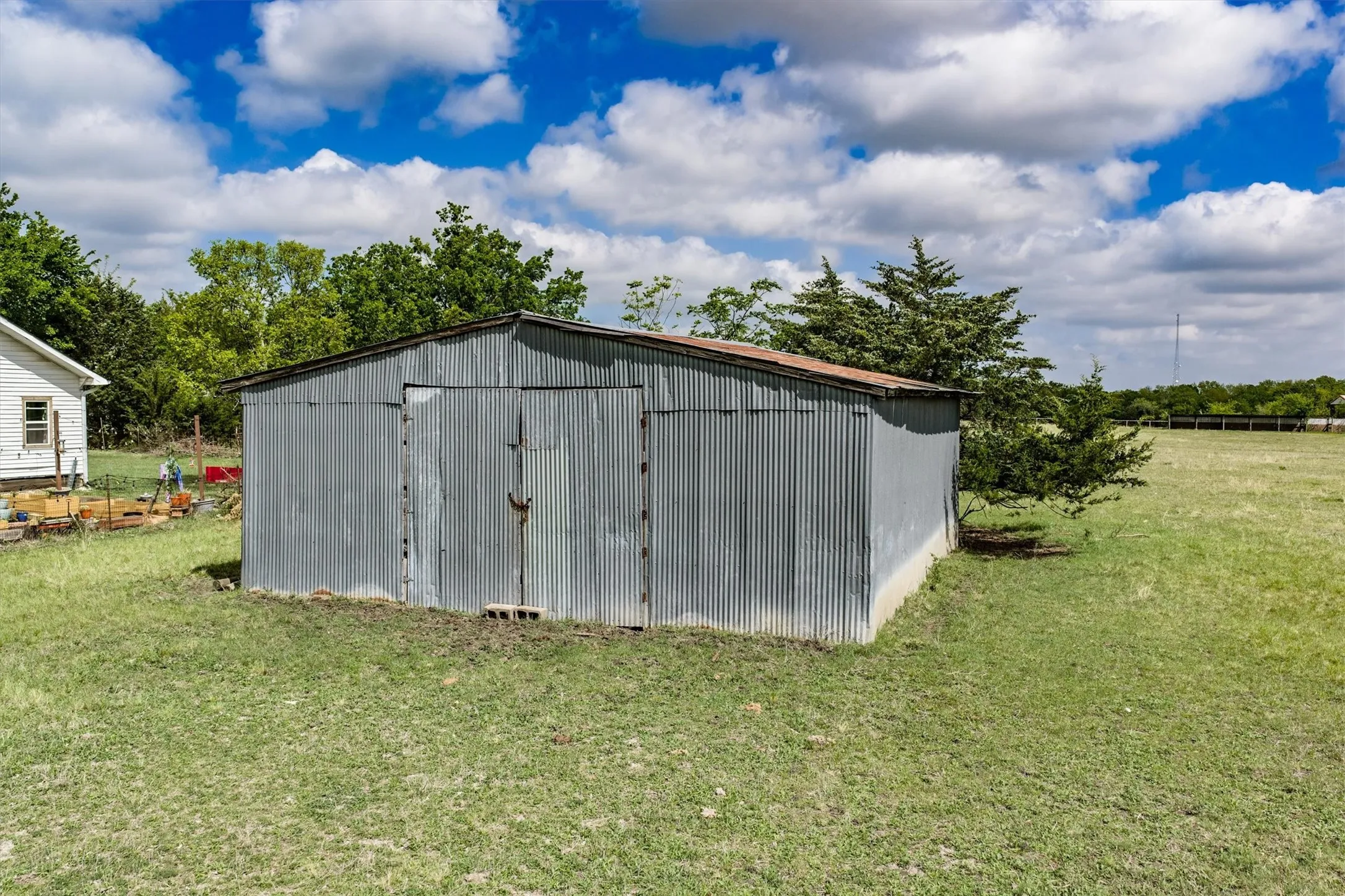 Improved Land For Sale in Collin County , 3135a County Road 427, Anna, Texas 75409, 0, 0, Garage spaces, 0 Sqft, built in 1967, mls#21369370, Real Estate Agent in Anna, Homes For Sale in Collin county, Homes For Sale in Anna, Realtor in Anna Texas, Real Estate Brokerage Independent Realty Texas, Luminita Cordes Realtor