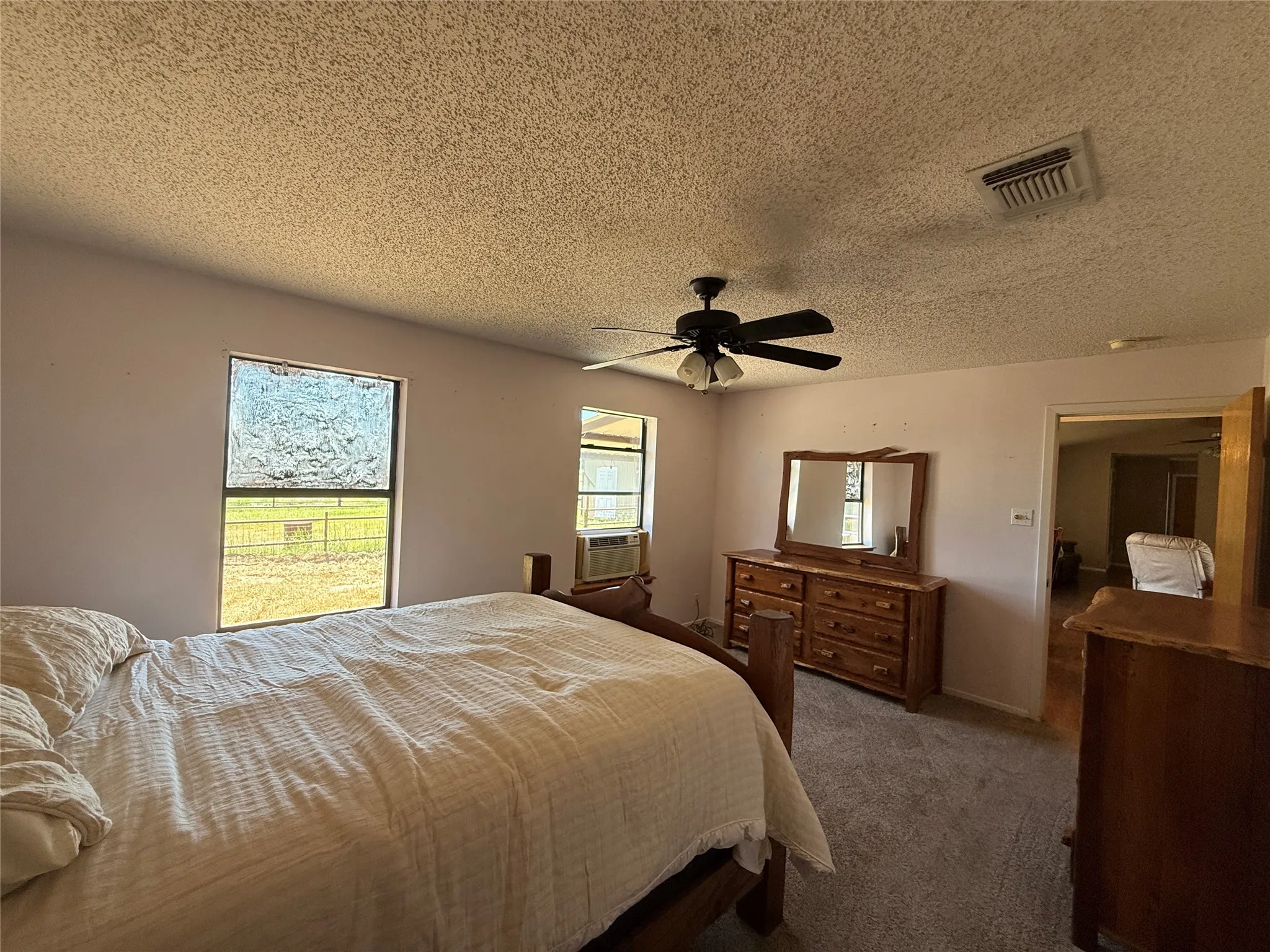 Farm For Sale in Comanche County , 601 Highway 588, Comanche, Texas 76442, 3 Bedroom, 2 Bathroom, Garage spaces, 1,616 Sqft, built in 2004, mls#21368797, Real Estate Agent in Comanche, Homes For Sale in Comanche county, Homes For Sale in Comanche, Realtor in Comanche Texas, Real Estate Brokerage Independent Realty Texas, Luminita Cordes Realtor