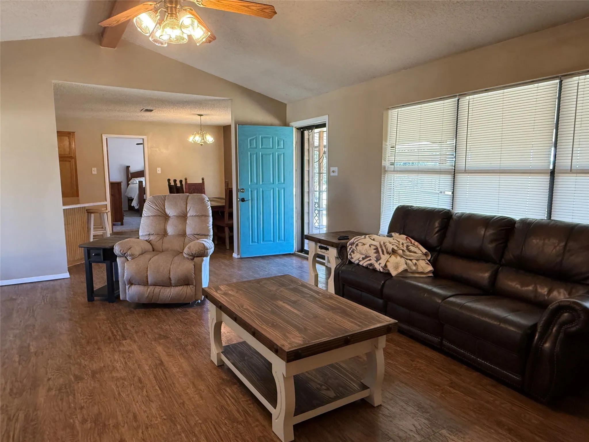 Farm For Sale in Comanche County , 601 Highway 588, Comanche, Texas 76442, 3 Bedroom, 2 Bathroom, Garage spaces, 1,616 Sqft, built in 2004, mls#21368797, Real Estate Agent in Comanche, Homes For Sale in Comanche county, Homes For Sale in Comanche, Realtor in Comanche Texas, Real Estate Brokerage Independent Realty Texas, Luminita Cordes Realtor