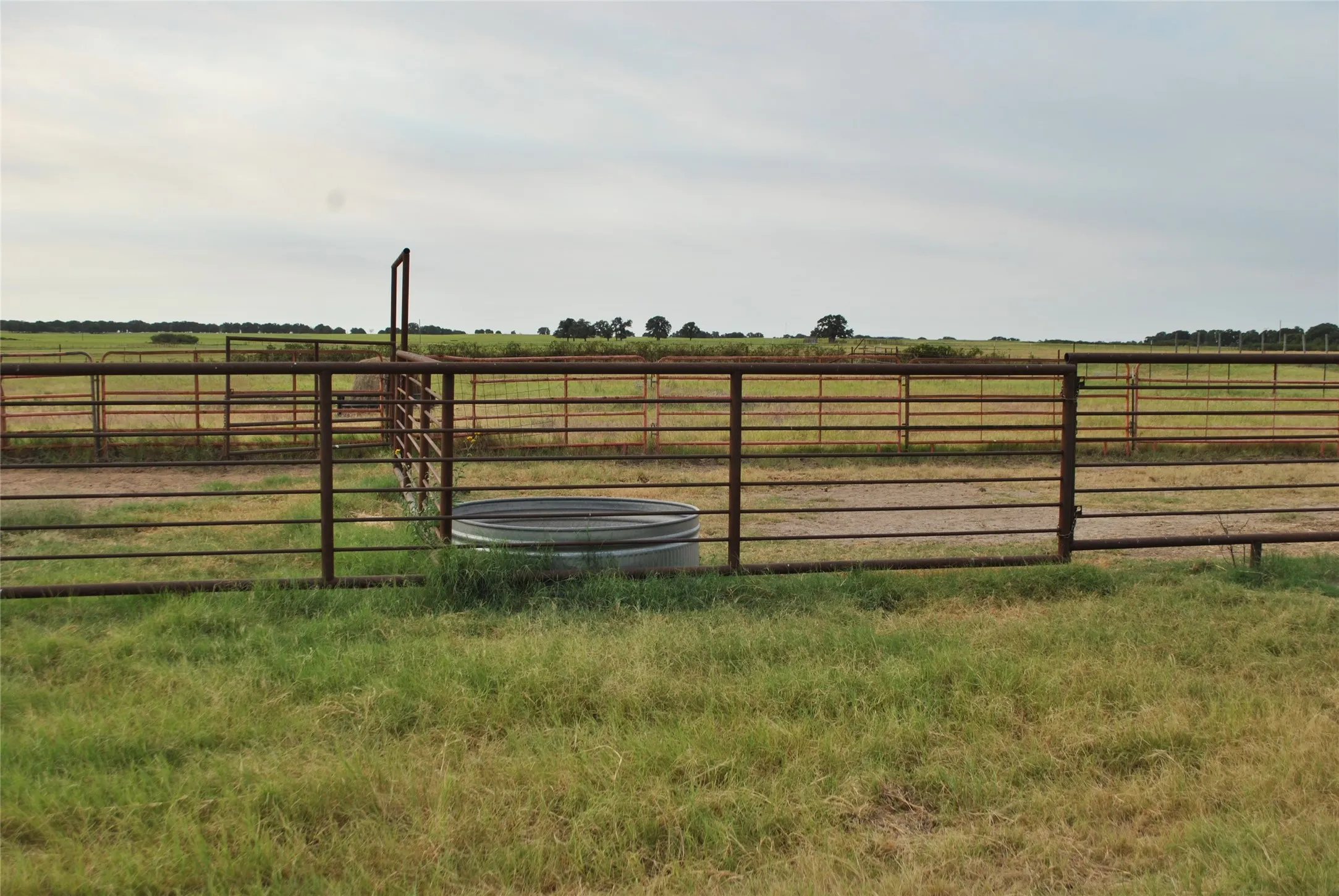 Farm For Sale in Comanche County , 601 Highway 588, Comanche, Texas 76442, 3 Bedroom, 2 Bathroom, Garage spaces, 1,616 Sqft, built in 2004, mls#21368797, Real Estate Agent in Comanche, Homes For Sale in Comanche county, Homes For Sale in Comanche, Realtor in Comanche Texas, Real Estate Brokerage Independent Realty Texas, Luminita Cordes Realtor