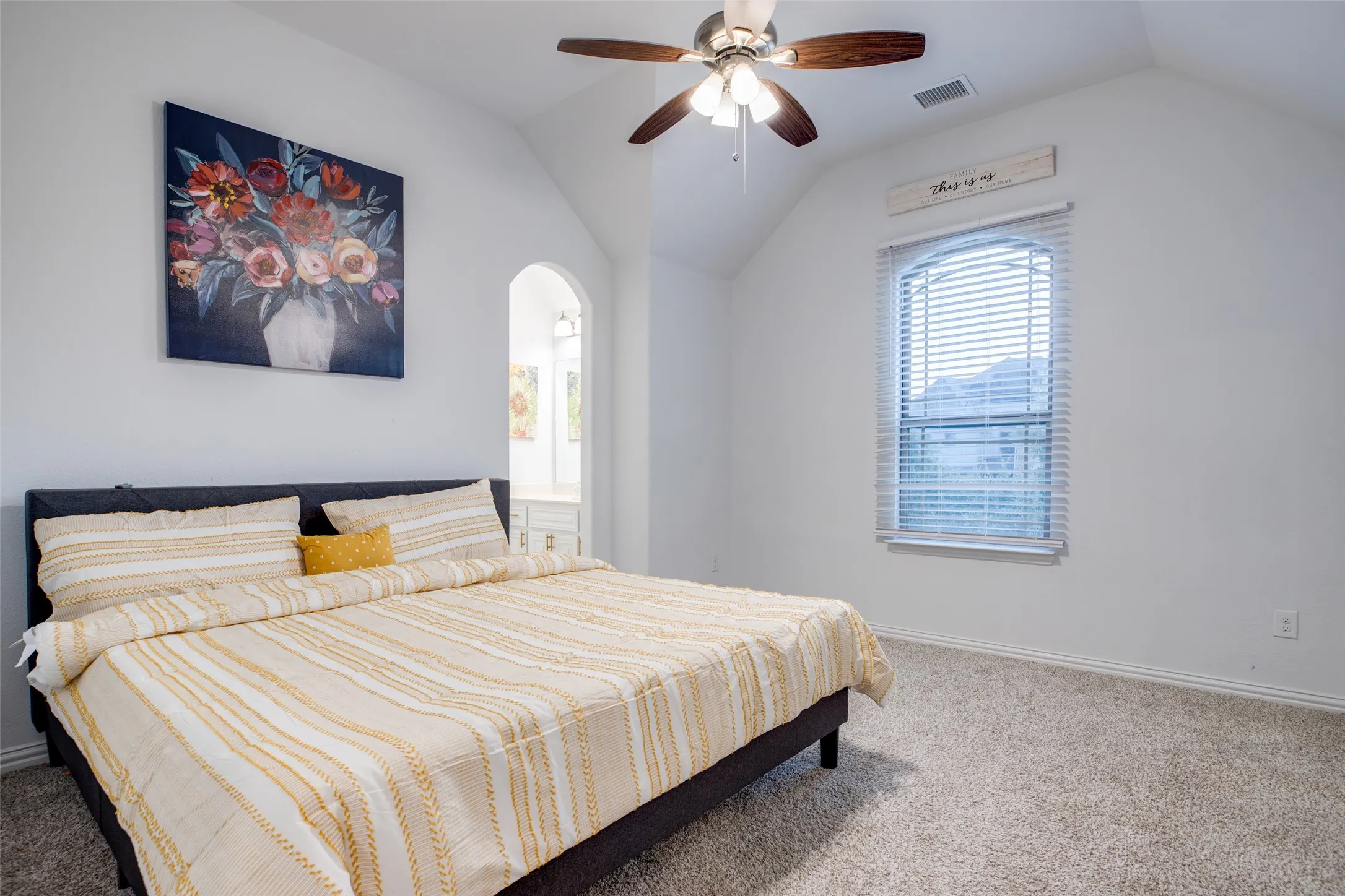 Single Family Residence For Rent in Collin County , 13940 Steadman Drive, Frisco, Texas 75035, 5 Bedroom, 5 Bathroom, 2 Garage spaces, 4,335 Sqft, built in 2019, mls#21369319, Real Estate Agent in Frisco, Homes For Rent in Collin county, Homes For Rent in Frisco, Realtor in Frisco Texas, Real Estate Brokerage Independent Realty Texas, Luminita Cordes Realtor