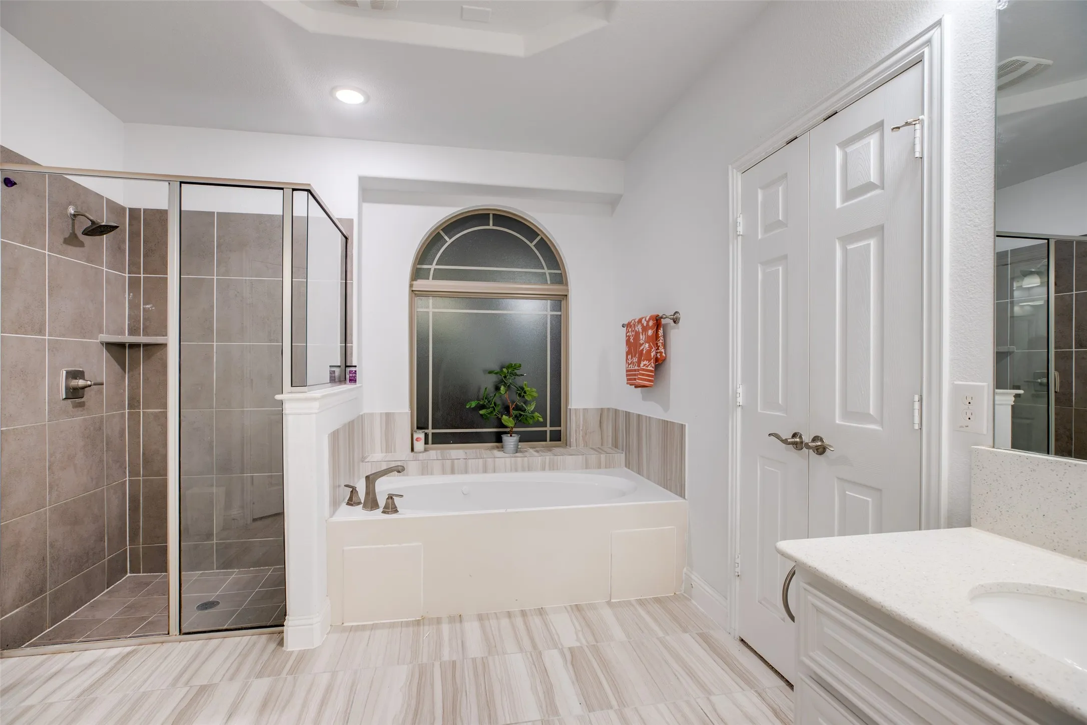 Primary Bath 1st Floor