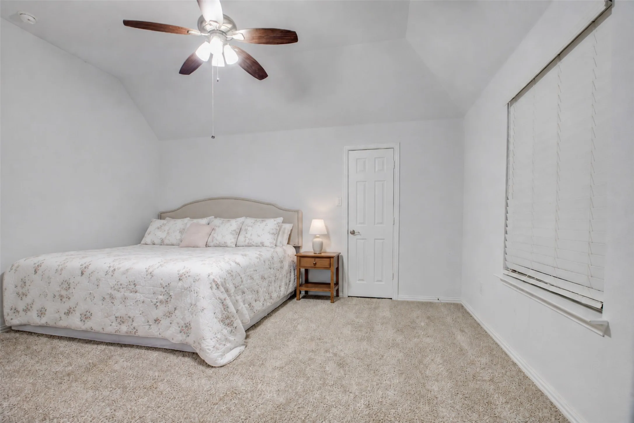 Single Family Residence For Rent in Collin County , 13940 Steadman Drive, Frisco, Texas 75035, 5 Bedroom, 5 Bathroom, 2 Garage spaces, 4,335 Sqft, built in 2019, mls#21369319, Real Estate Agent in Frisco, Homes For Rent in Collin county, Homes For Rent in Frisco, Realtor in Frisco Texas, Real Estate Brokerage Independent Realty Texas, Luminita Cordes Realtor