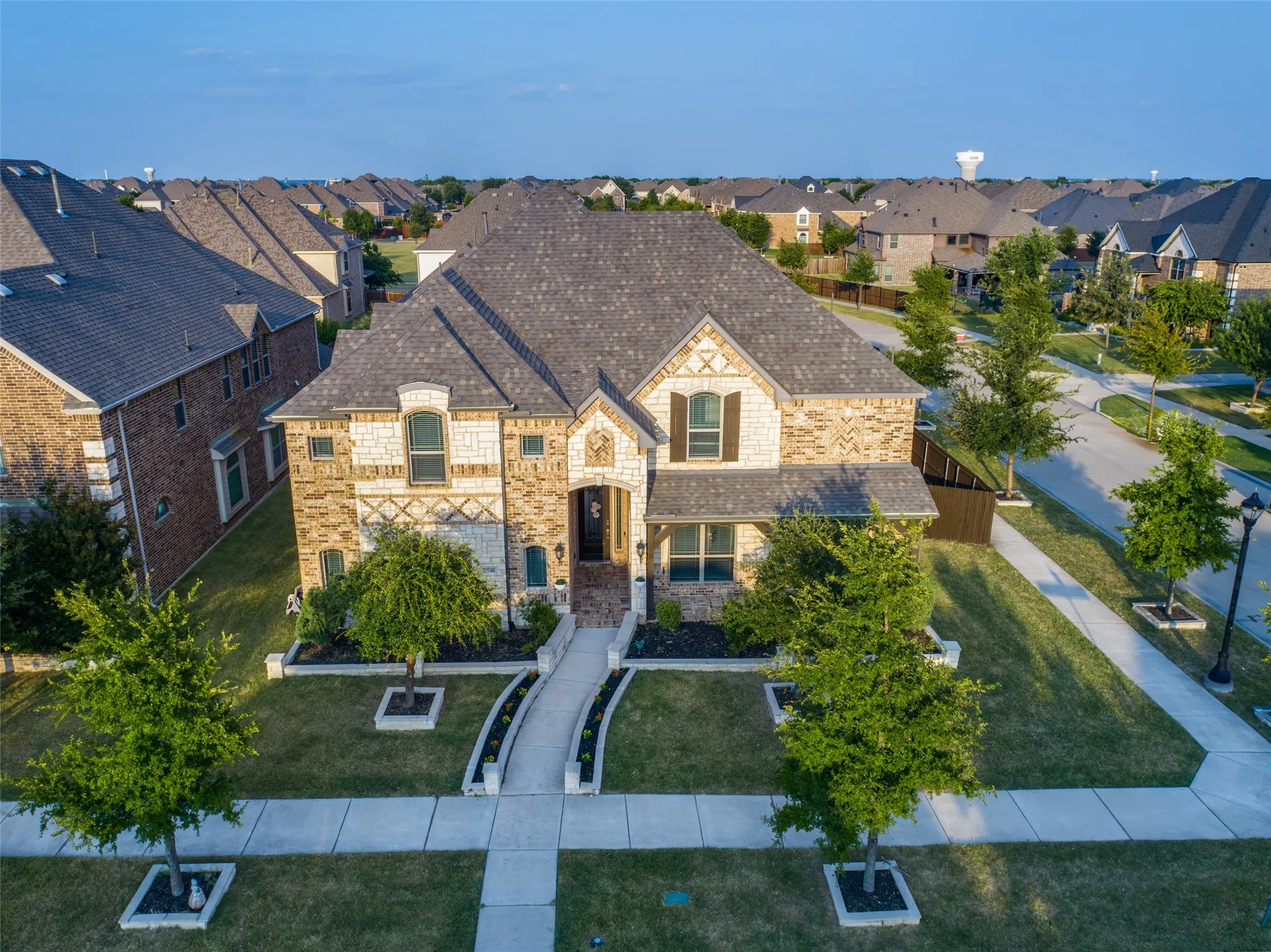 Single Family Residence For Rent in Collin County , 13940 Steadman Drive, Frisco, Texas 75035, 5 Bedroom, 5 Bathroom, 2 Garage spaces, 4,335 Sqft, built in 2019, mls#21369319, Real Estate Agent in Frisco, Homes For Rent in Collin county, Homes For Rent in Frisco, Realtor in Frisco Texas, Real Estate Brokerage Independent Realty Texas, Luminita Cordes Realtor