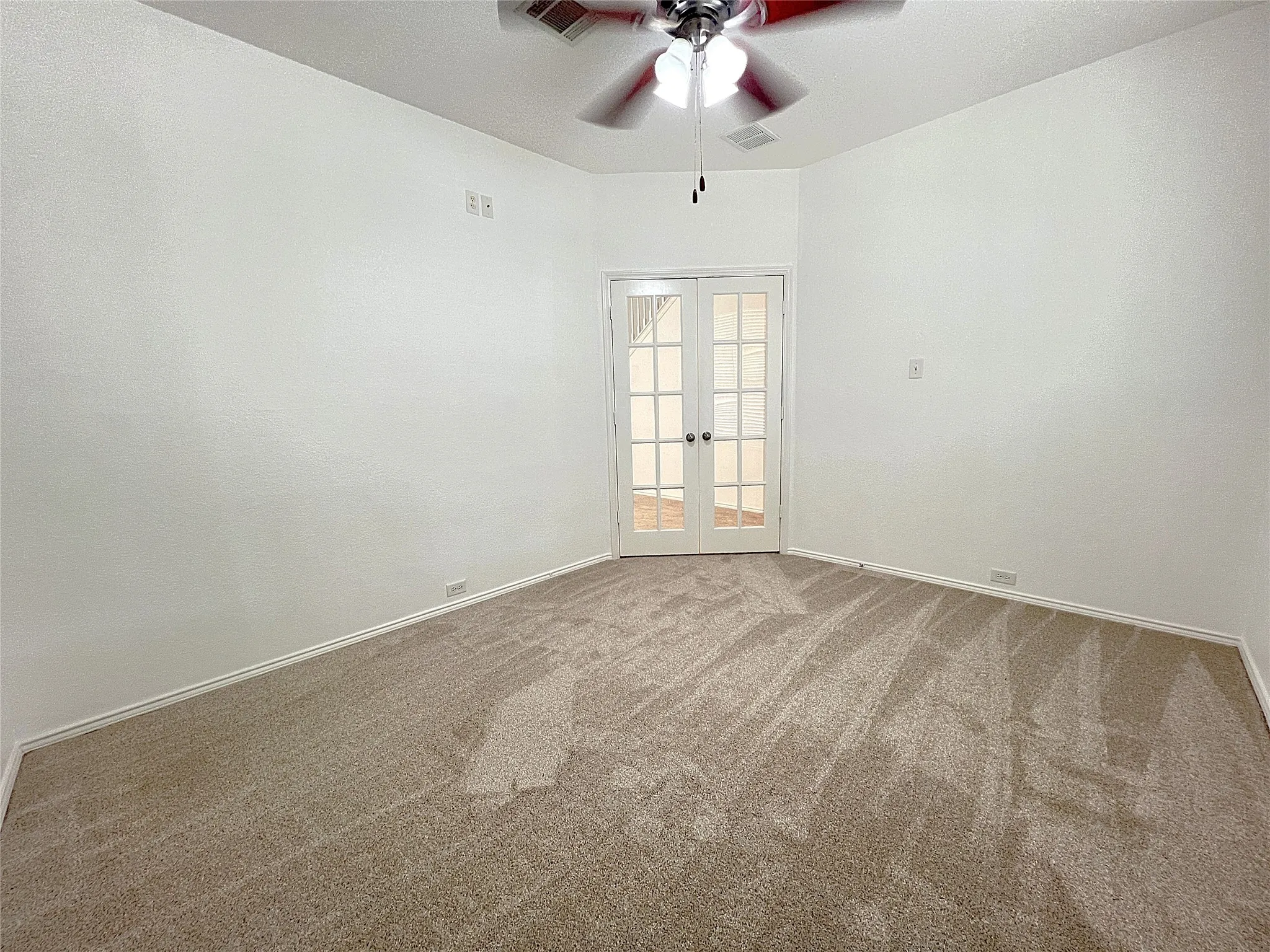 Single Family Residence For Rent in Denton County , 15465 Adlong Drive, Fort Worth, Texas 76262, 4 Bedroom, 4 Bathroom, 2 Garage spaces, 2,996 Sqft, built in 2007, mls#21369904, Real Estate Agent in Fort Worth, Homes For Rent in Denton county, Homes For Rent in Fort Worth, Realtor in Fort Worth Texas, Real Estate Brokerage Independent Realty Texas, Luminita Cordes Realtor