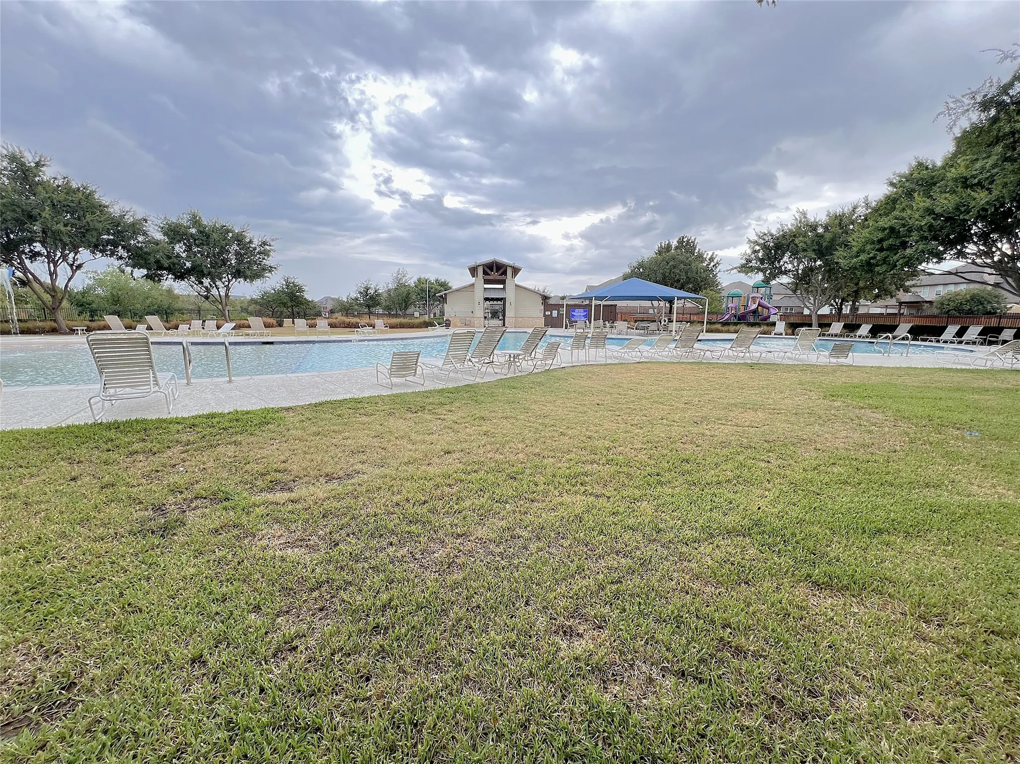 Single Family Residence For Rent in Denton County , 15465 Adlong Drive, Fort Worth, Texas 76262, 4 Bedroom, 4 Bathroom, 2 Garage spaces, 2,996 Sqft, built in 2007, mls#21369904, Real Estate Agent in Fort Worth, Homes For Rent in Denton county, Homes For Rent in Fort Worth, Realtor in Fort Worth Texas, Real Estate Brokerage Independent Realty Texas, Luminita Cordes Realtor