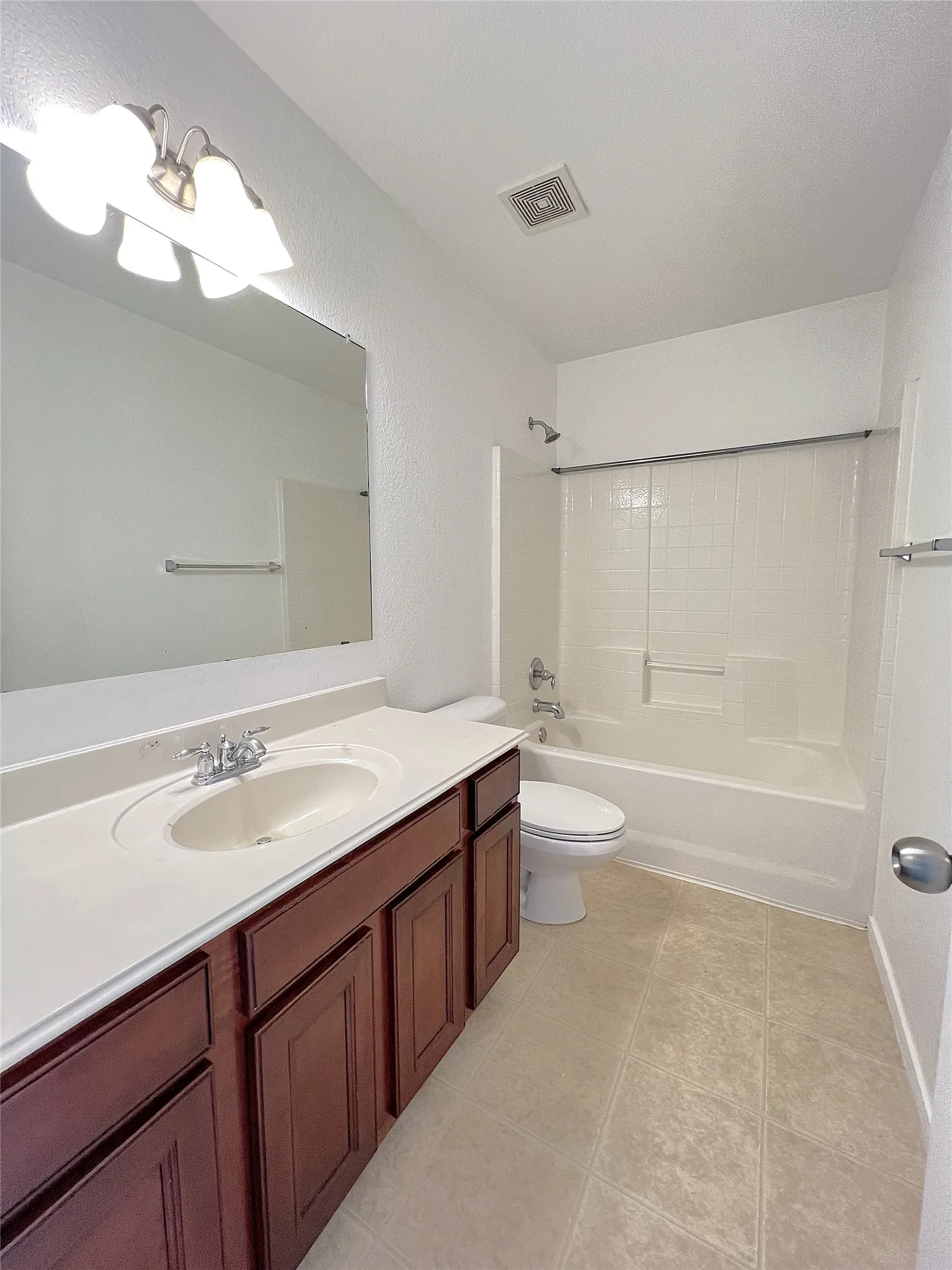 Single Family Residence For Rent in Denton County , 15465 Adlong Drive, Fort Worth, Texas 76262, 4 Bedroom, 4 Bathroom, 2 Garage spaces, 2,996 Sqft, built in 2007, mls#21369904, Real Estate Agent in Fort Worth, Homes For Rent in Denton county, Homes For Rent in Fort Worth, Realtor in Fort Worth Texas, Real Estate Brokerage Independent Realty Texas, Luminita Cordes Realtor