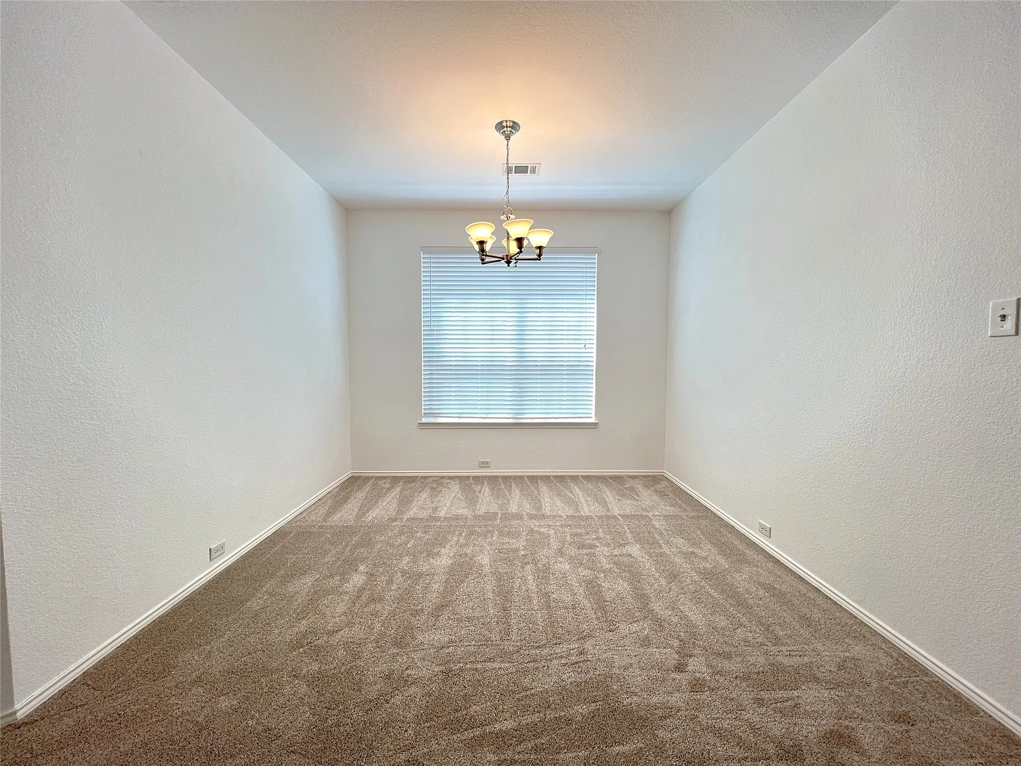 Single Family Residence For Rent in Denton County , 15465 Adlong Drive, Fort Worth, Texas 76262, 4 Bedroom, 4 Bathroom, 2 Garage spaces, 2,996 Sqft, built in 2007, mls#21369904, Real Estate Agent in Fort Worth, Homes For Rent in Denton county, Homes For Rent in Fort Worth, Realtor in Fort Worth Texas, Real Estate Brokerage Independent Realty Texas, Luminita Cordes Realtor