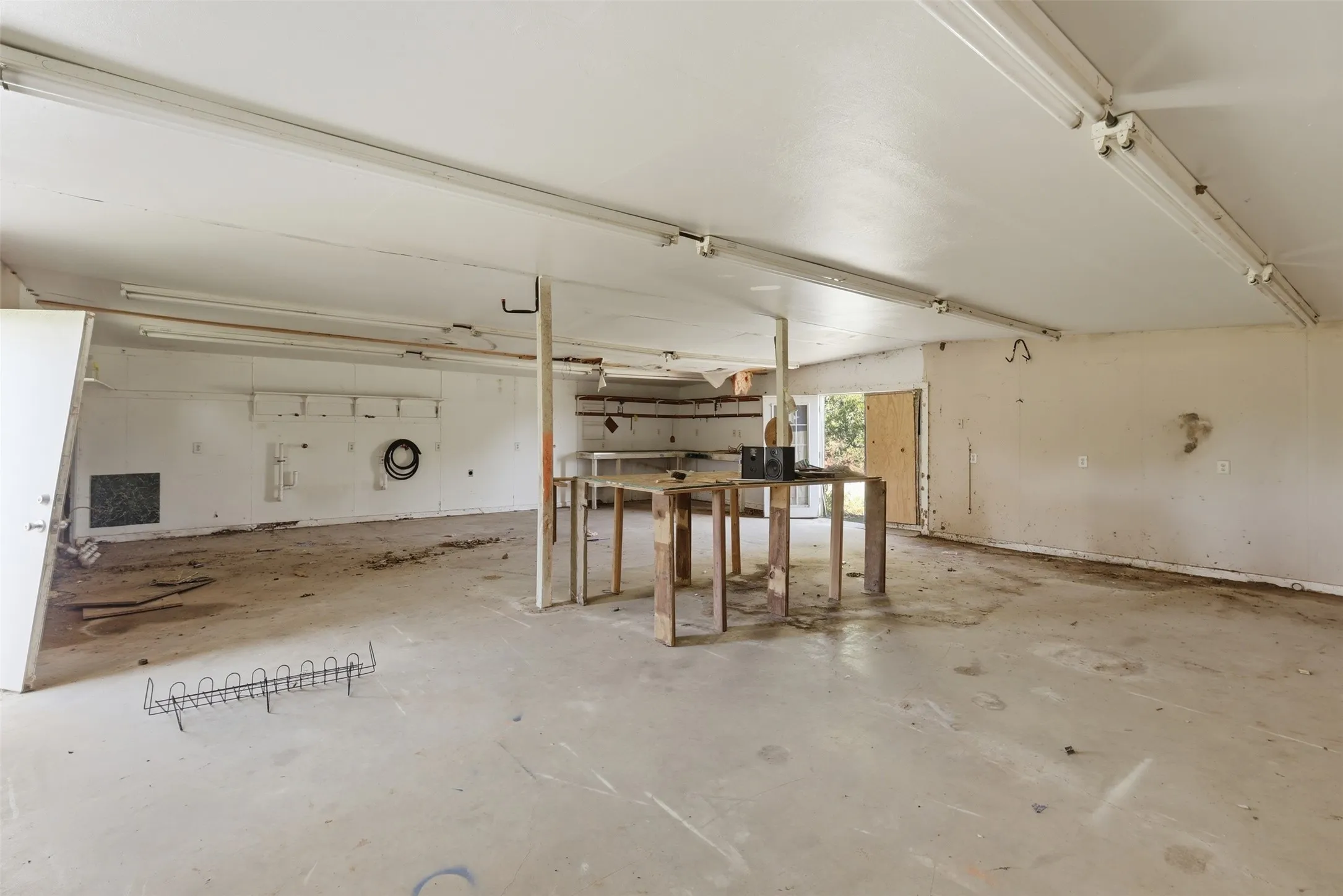 2nd interior view of workshop