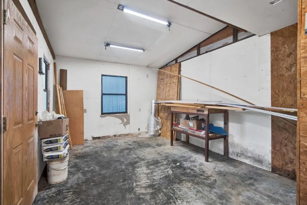 Single Family Residence For Rent in Grayson County , 306 Homesite Road, Pottsboro, Texas 75076, 3 Bedroom, 2 Bathroom, 1 Garage spaces, 1,364 Sqft, built in 2008, mls#21369204, Real Estate Agent in Pottsboro, Homes For Rent in Grayson county, Homes For Rent in Pottsboro, Realtor in Pottsboro Texas, Real Estate Brokerage Independent Realty Texas, Luminita Cordes Realtor