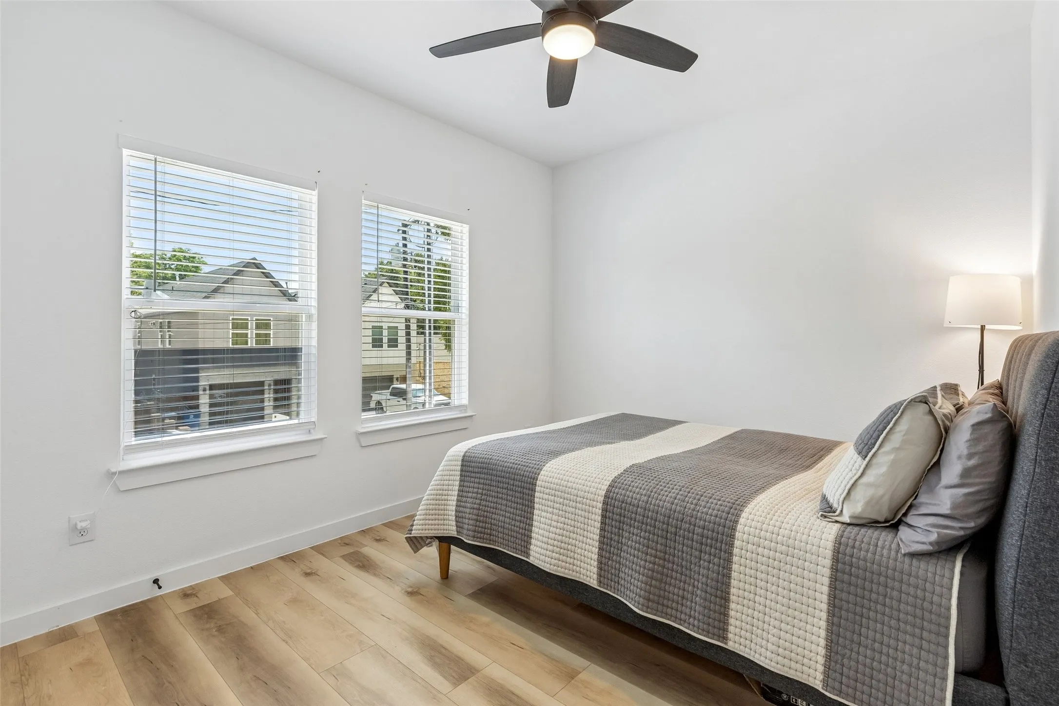 Single Family Residence For Sale in Dallas County , 2225 Bethurum Avenue, Dallas, Texas 75215, 4 Bedroom, 3 Bathroom, 1 Garage spaces, 1,776 Sqft, built in 2024, mls#21368121, Real Estate Agent in Dallas, Homes For Sale in Dallas county, Homes For Sale in Dallas, Realtor in Dallas Texas, Real Estate Brokerage Independent Realty Texas, Luminita Cordes Realtor