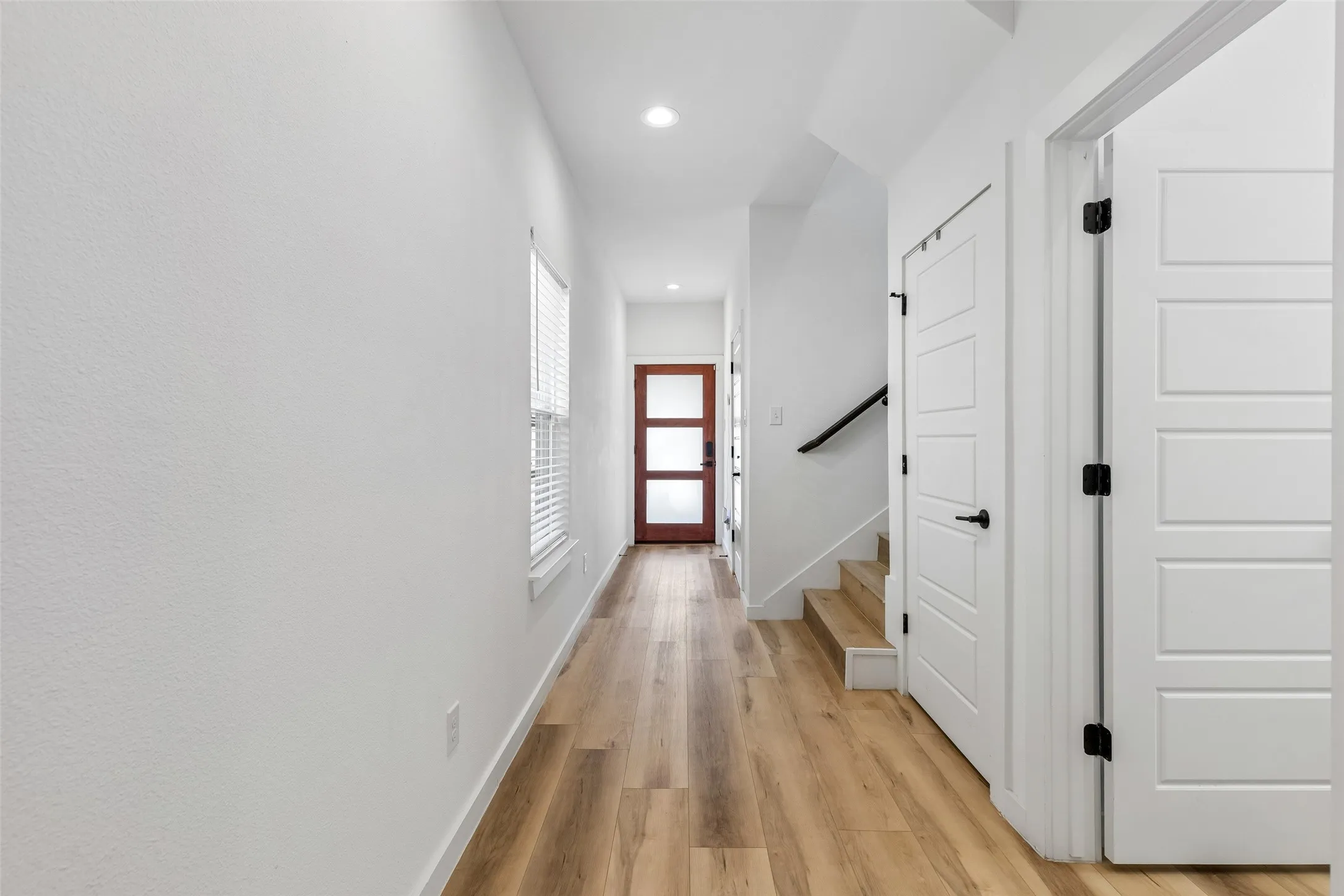 Single Family Residence For Sale in Dallas County , 2225 Bethurum Avenue, Dallas, Texas 75215, 4 Bedroom, 3 Bathroom, 1 Garage spaces, 1,776 Sqft, built in 2024, mls#21368121, Real Estate Agent in Dallas, Homes For Sale in Dallas county, Homes For Sale in Dallas, Realtor in Dallas Texas, Real Estate Brokerage Independent Realty Texas, Luminita Cordes Realtor