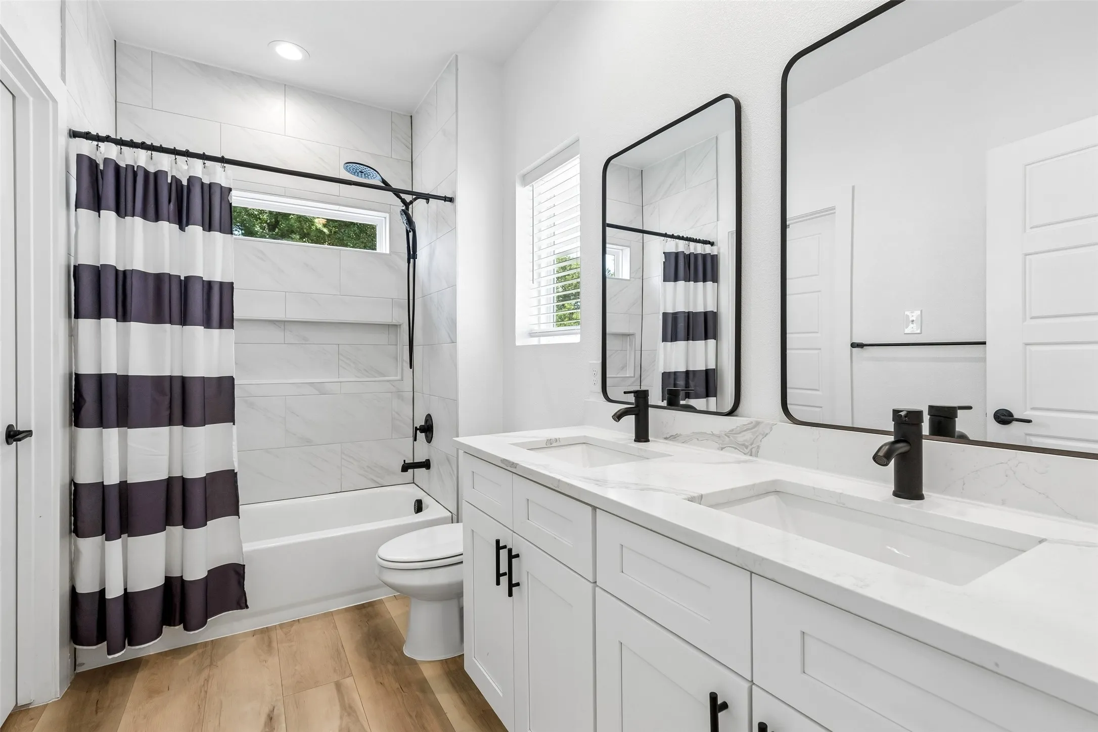 Single Family Residence For Sale in Dallas County , 2225 Bethurum Avenue, Dallas, Texas 75215, 4 Bedroom, 3 Bathroom, 1 Garage spaces, 1,776 Sqft, built in 2024, mls#21368121, Real Estate Agent in Dallas, Homes For Sale in Dallas county, Homes For Sale in Dallas, Realtor in Dallas Texas, Real Estate Brokerage Independent Realty Texas, Luminita Cordes Realtor