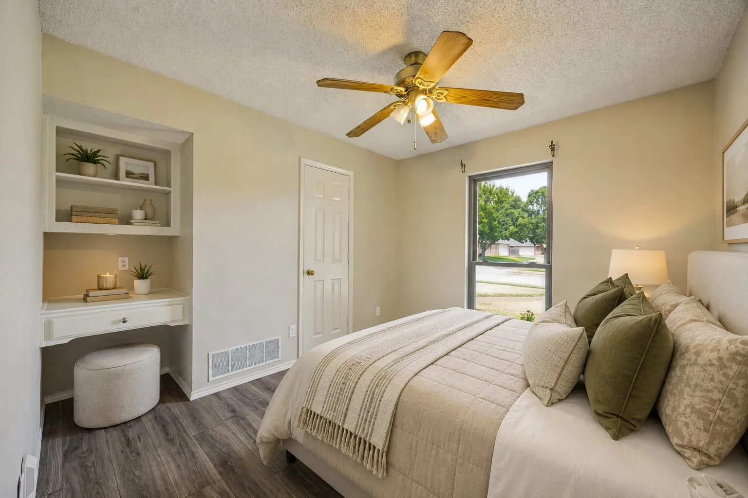 Single Family Residence For Sale in Dallas County , 705 Michelle Place, Coppell, Texas 75019, 3 Bedroom, 2 Bathroom, 2 Garage spaces, 1,807 Sqft, built in 1987, mls#21369477, Real Estate Agent in Coppell, Homes For Sale in Dallas county, Homes For Sale in Coppell, Realtor in Coppell Texas, Real Estate Brokerage Independent Realty Texas, Luminita Cordes Realtor