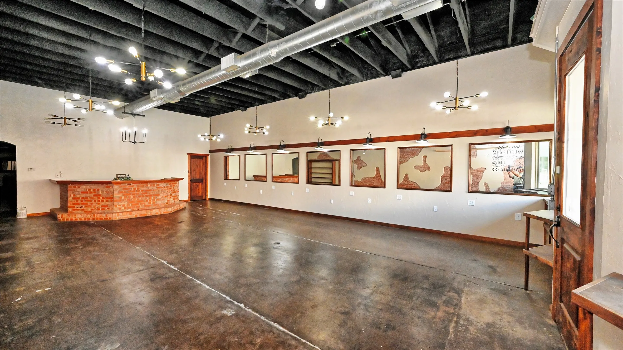 Business For Sale in Montague County , 207 Clay Street, Nocona, Texas 76255, 0, 0, Garage spaces, 0 Sqft, built in 1950, mls#21363431, Real Estate Agent in Nocona, Homes For Sale in Montague county, Homes For Sale in Nocona, Realtor in Nocona Texas, Real Estate Brokerage Independent Realty Texas, Luminita Cordes Realtor