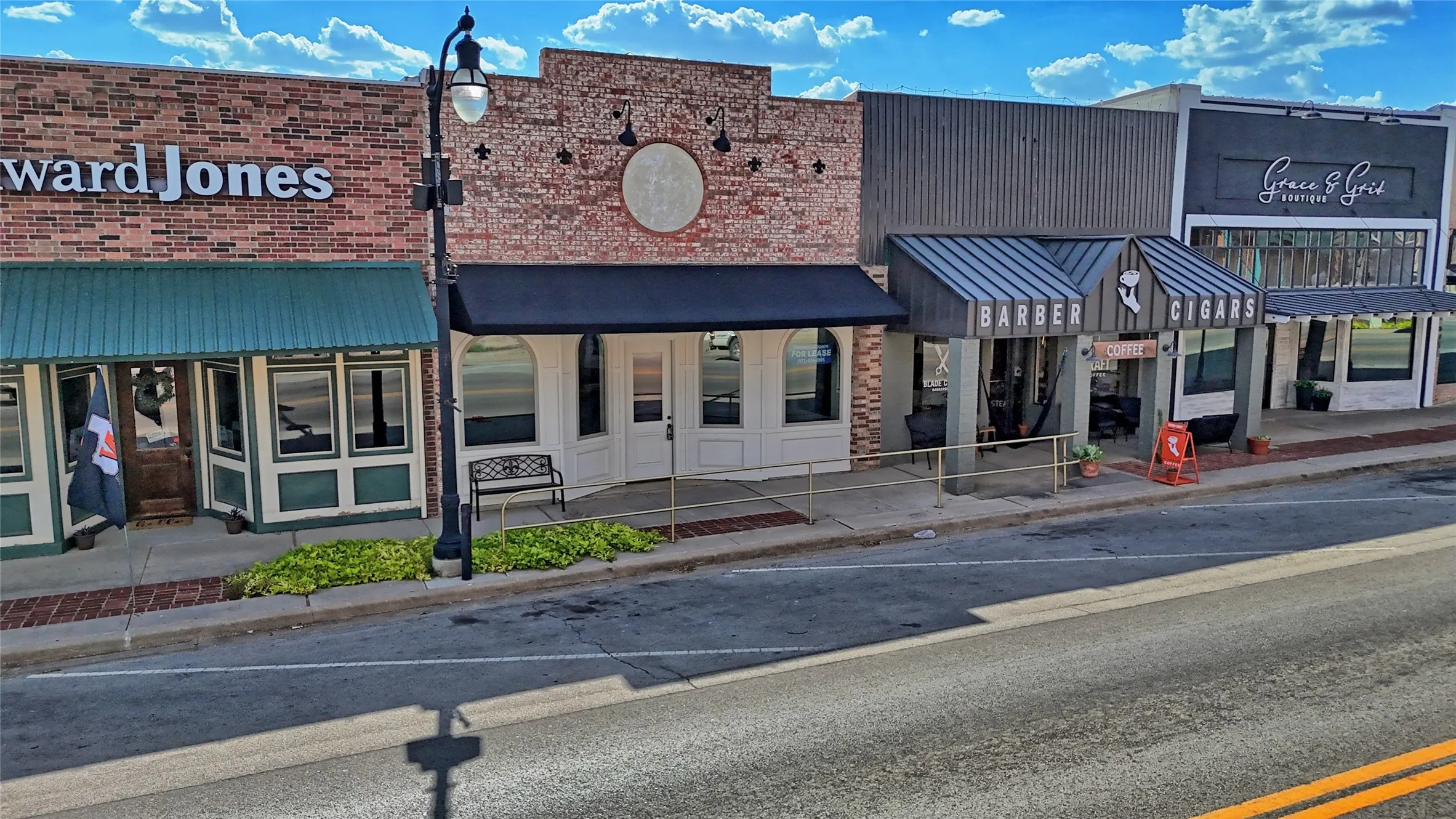 Business For Sale in Montague County , 207 Clay Street, Nocona, Texas 76255, 0, 0, Garage spaces, 0 Sqft, built in 1950, mls#21363431, Real Estate Agent in Nocona, Homes For Sale in Montague county, Homes For Sale in Nocona, Realtor in Nocona Texas, Real Estate Brokerage Independent Realty Texas, Luminita Cordes Realtor