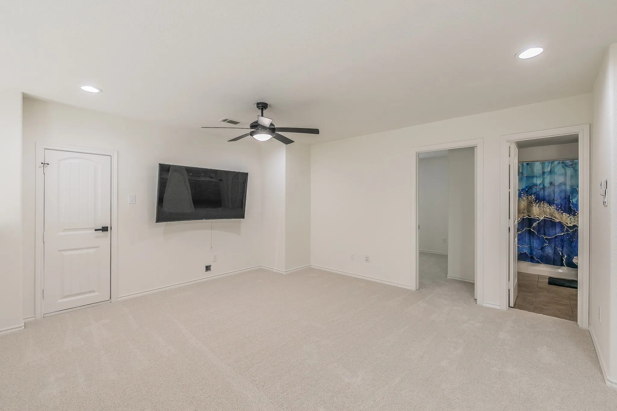 Single Family Residence For Sale in Tarrant County , 4904 Mccauley Drive, Fort Worth, Texas 76244, 5 Bedroom, 3 Bathroom, 2 Garage spaces, 2,576 Sqft, built in 2010, mls#21367842, Real Estate Agent in Fort Worth, Homes For Sale in Tarrant county, Homes For Sale in Fort Worth, Realtor in Fort Worth Texas, Real Estate Brokerage Independent Realty Texas, Luminita Cordes Realtor