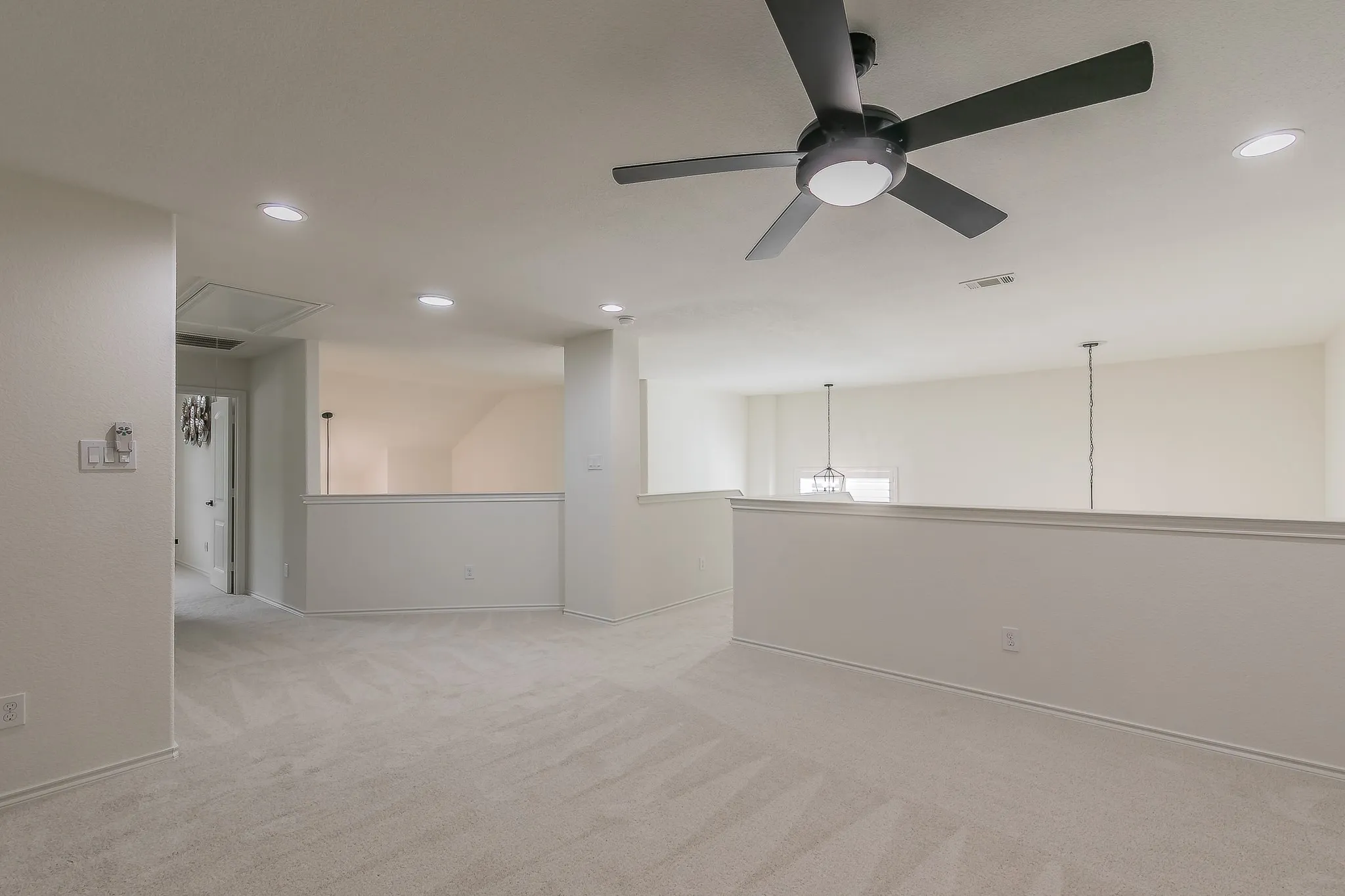 Single Family Residence For Sale in Tarrant County , 4904 Mccauley Drive, Fort Worth, Texas 76244, 5 Bedroom, 3 Bathroom, 2 Garage spaces, 2,576 Sqft, built in 2010, mls#21367842, Real Estate Agent in Fort Worth, Homes For Sale in Tarrant county, Homes For Sale in Fort Worth, Realtor in Fort Worth Texas, Real Estate Brokerage Independent Realty Texas, Luminita Cordes Realtor