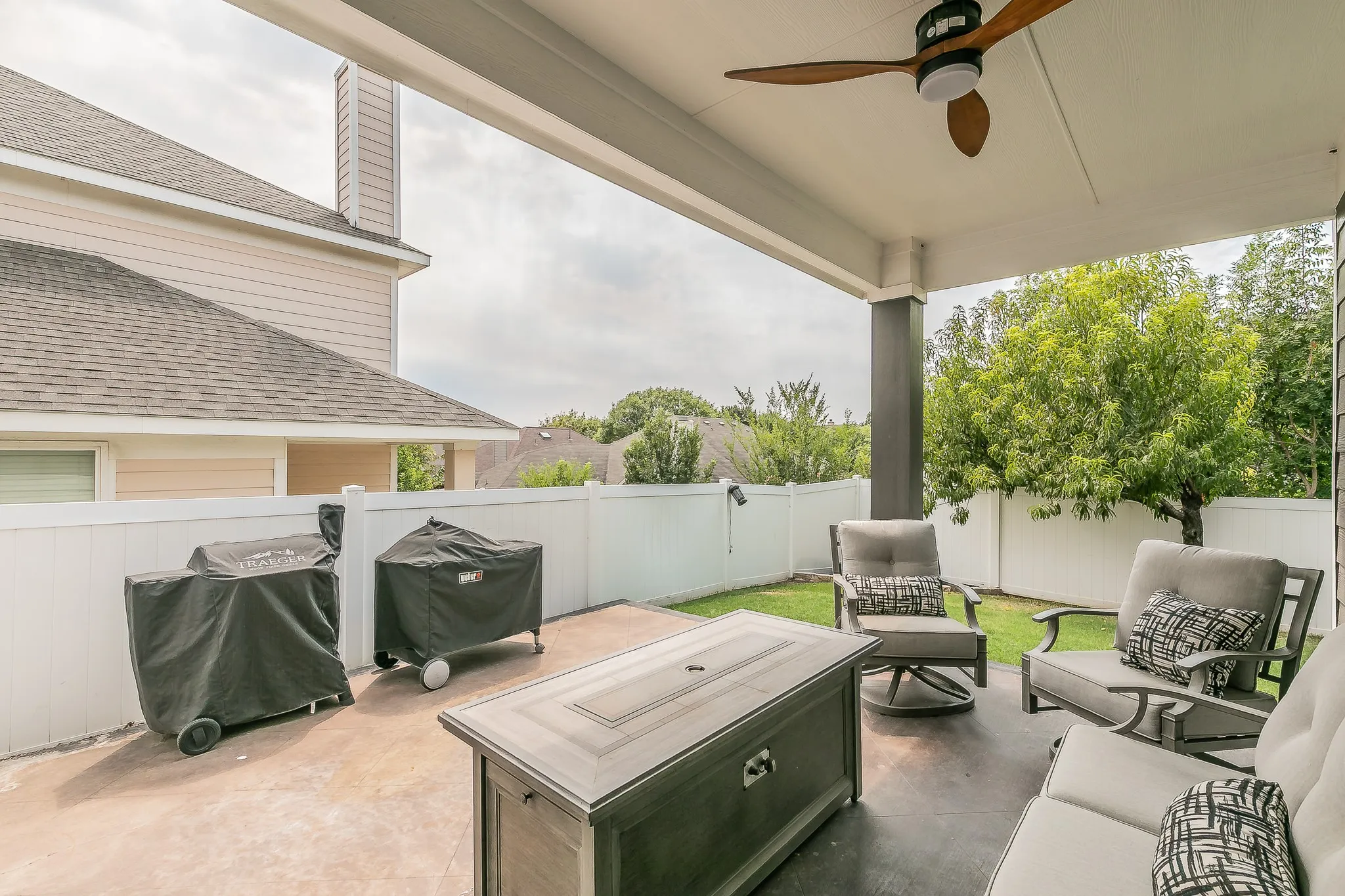 Single Family Residence For Sale in Tarrant County , 4904 Mccauley Drive, Fort Worth, Texas 76244, 5 Bedroom, 3 Bathroom, 2 Garage spaces, 2,576 Sqft, built in 2010, mls#21367842, Real Estate Agent in Fort Worth, Homes For Sale in Tarrant county, Homes For Sale in Fort Worth, Realtor in Fort Worth Texas, Real Estate Brokerage Independent Realty Texas, Luminita Cordes Realtor