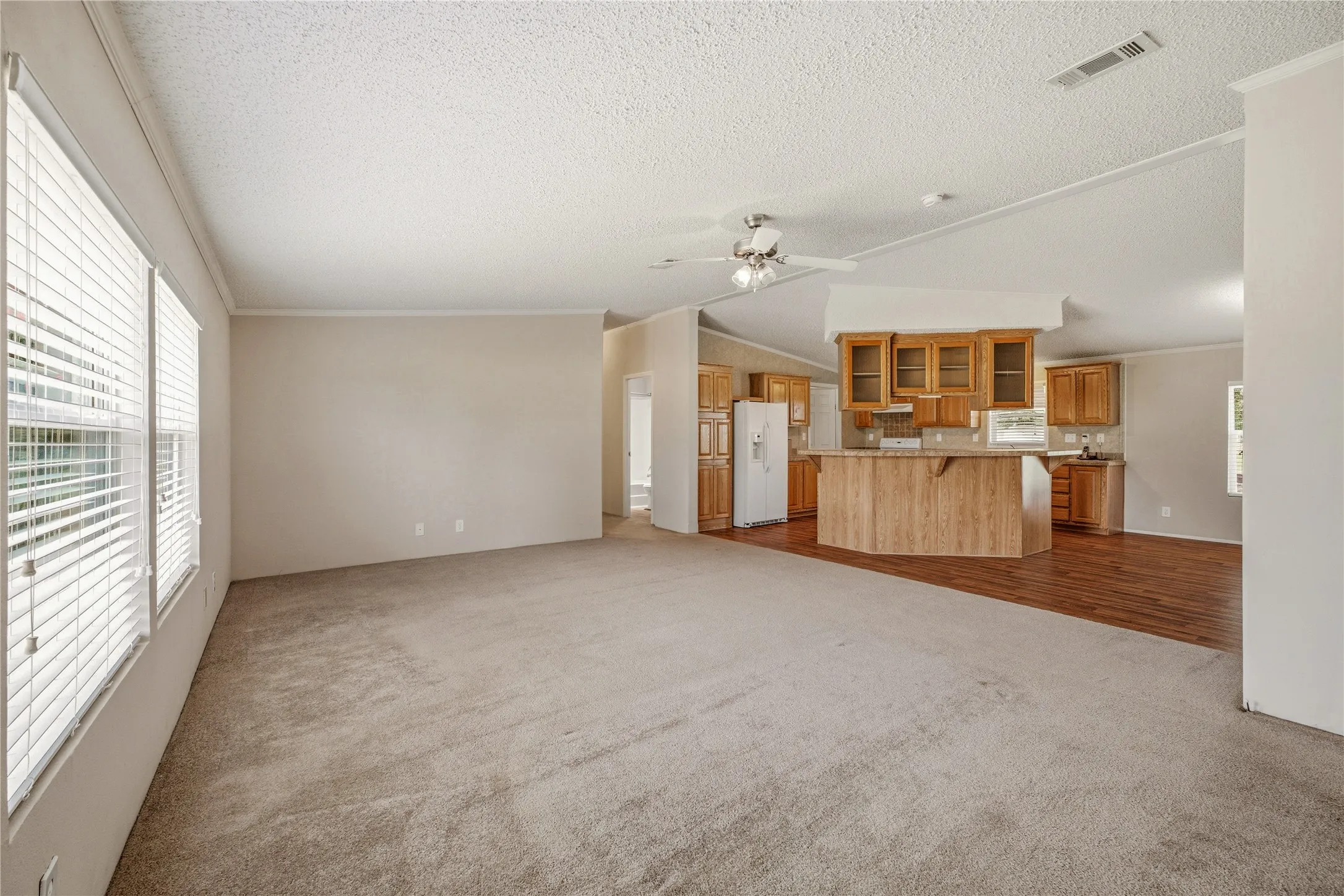 Mobile Home For Sale in Erath County , 1402 County Road 185, Stephenville, Texas 76401, 3 Bedroom, 2 Bathroom, Garage spaces, 1,352 Sqft, built in 2007, mls#21363413, Real Estate Agent in Stephenville, Homes For Sale in Erath county, Homes For Sale in Stephenville, Realtor in Stephenville Texas, Real Estate Brokerage Independent Realty Texas, Luminita Cordes Realtor